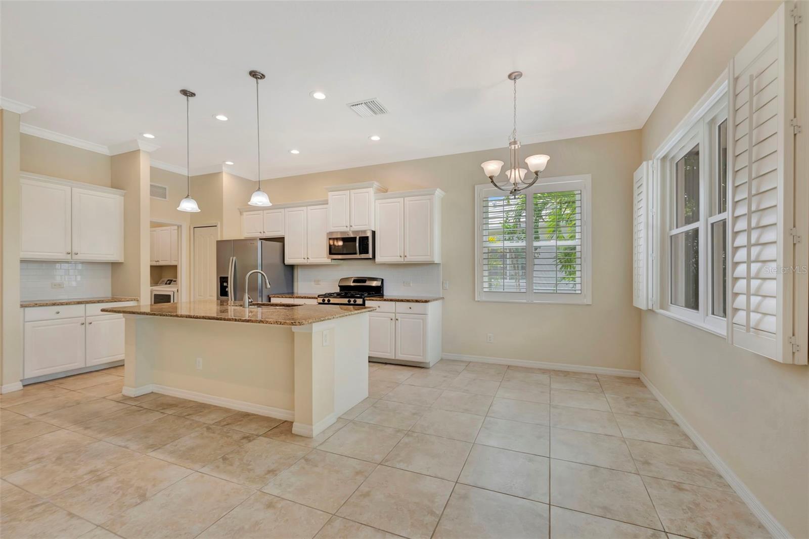 COUNTRY CLUB EAST AT LAKEWD RNCH QQ1 1 - Residential