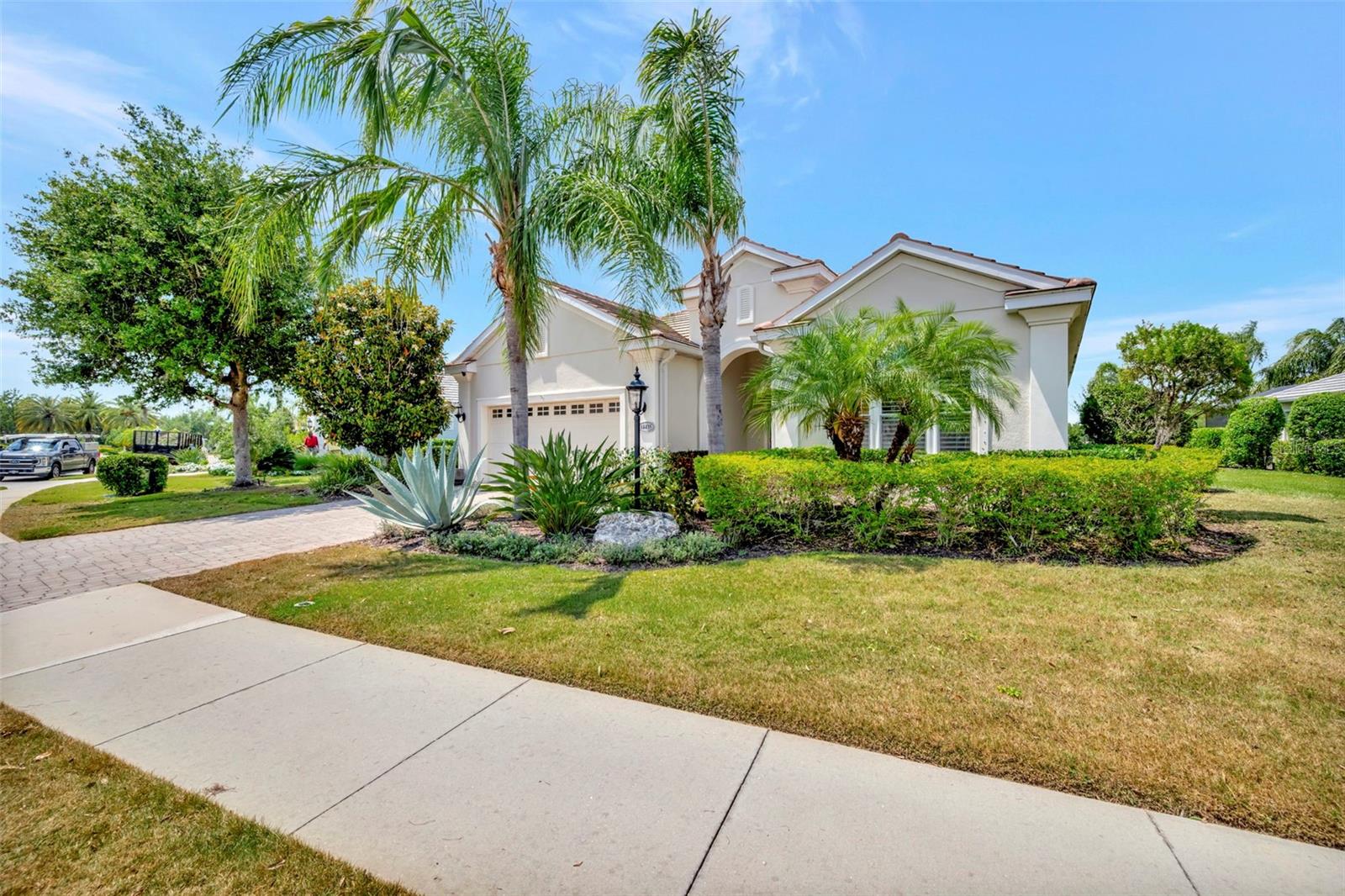 COUNTRY CLUB EAST AT LAKEWD RNCH QQ1 1 - Residential