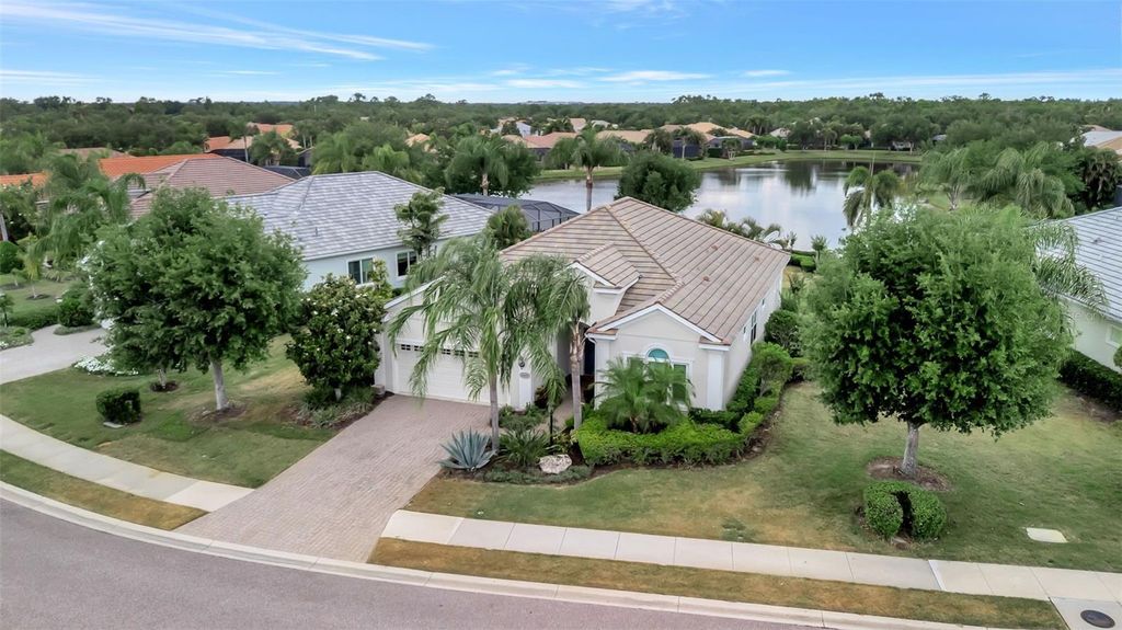 Photo of 14435 Whitemoss Terrace, Lakewood Ranch, FL 34202 (MLS # A4691774)