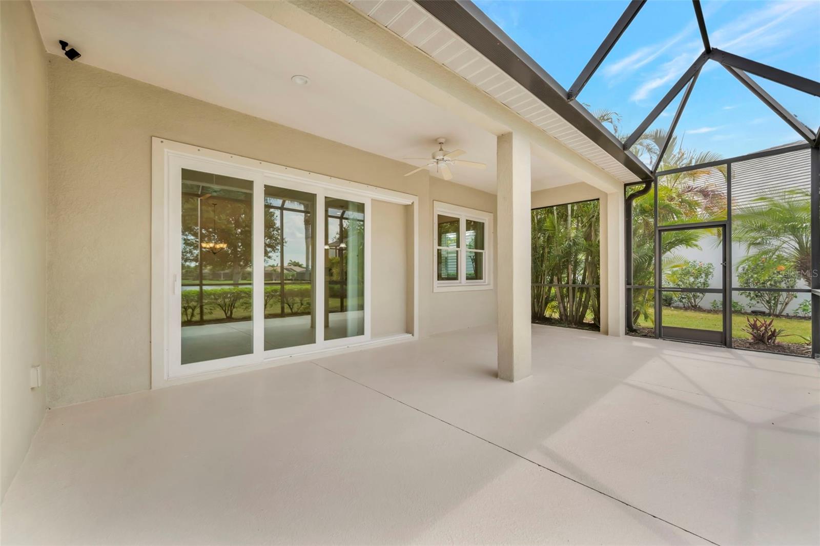 COUNTRY CLUB EAST AT LAKEWD RNCH QQ1 1 - Residential