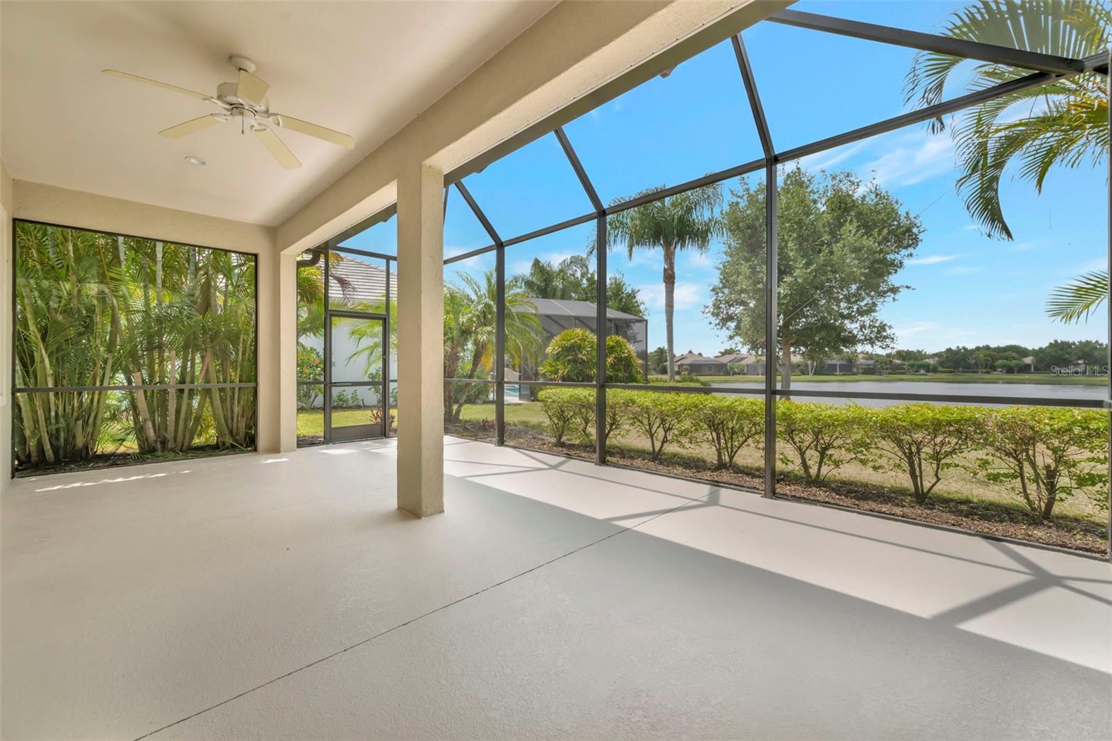 COUNTRY CLUB EAST AT LAKEWD RNCH QQ1 1 - Residential