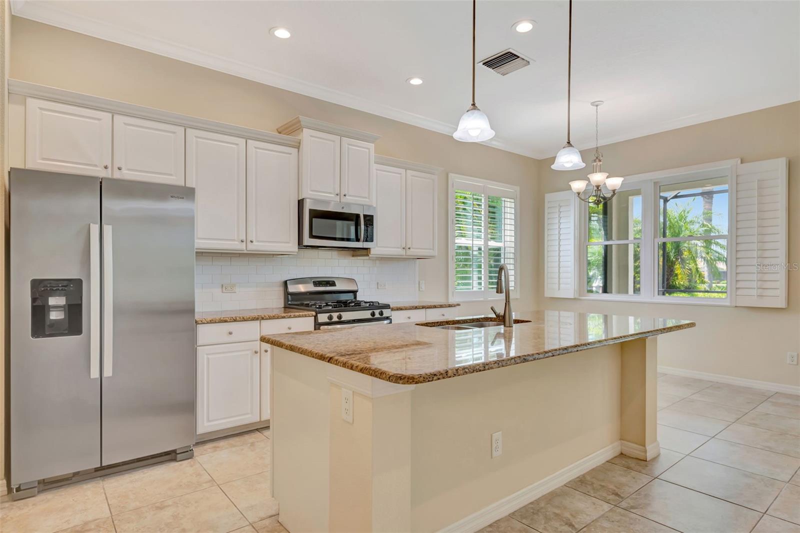 COUNTRY CLUB EAST AT LAKEWD RNCH QQ1 1 - Residential