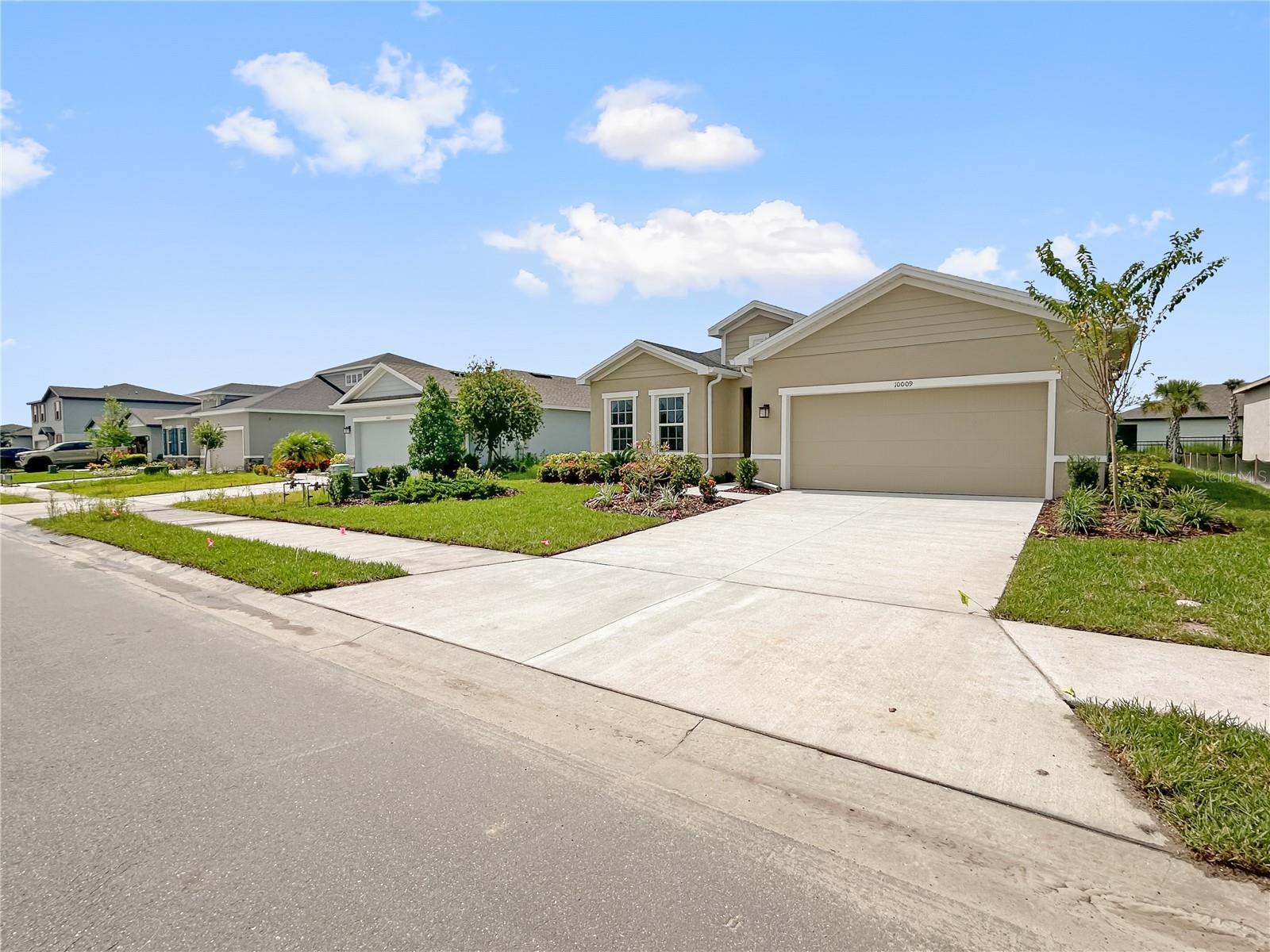 10009 DAYBREAK GLEN