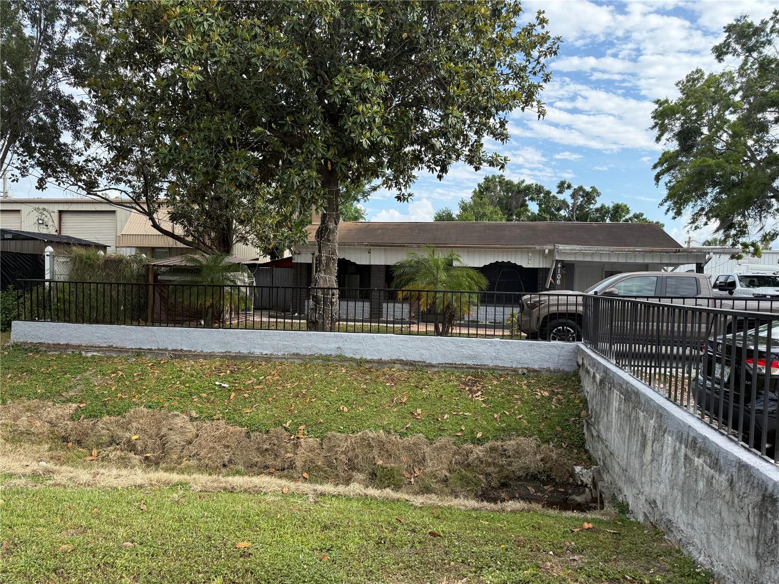 DREW PARK RE OF - Commercial Sale