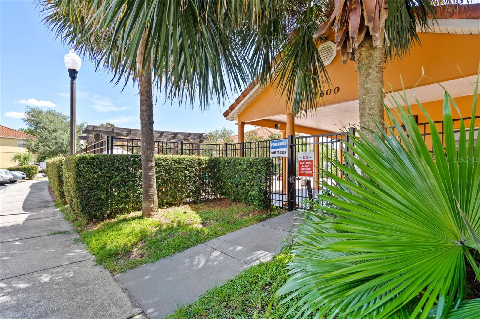 CRESTWYND BAY - Residential