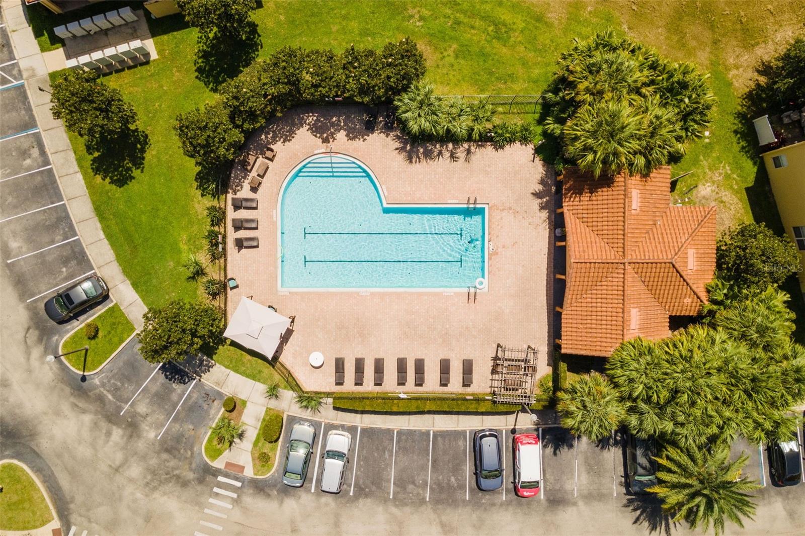 CRESTWYND BAY - Residential