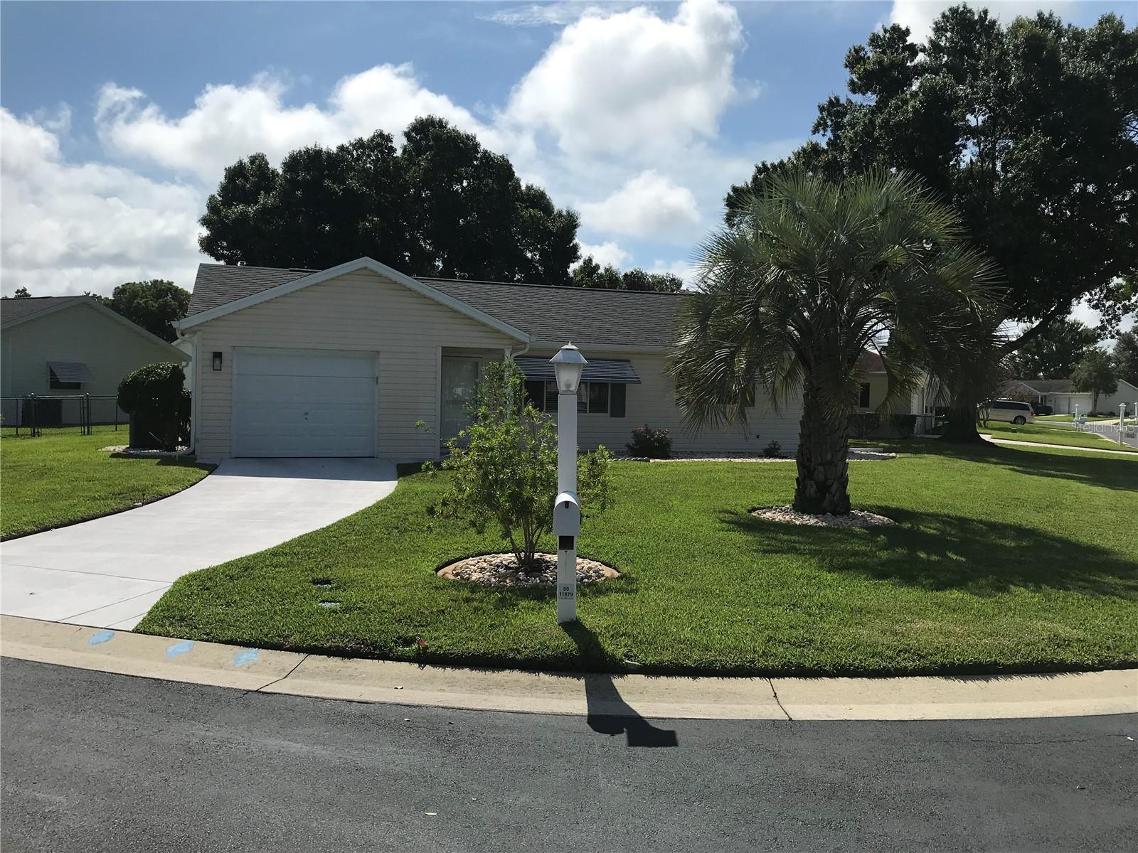 11879 SW 137TH LOOP