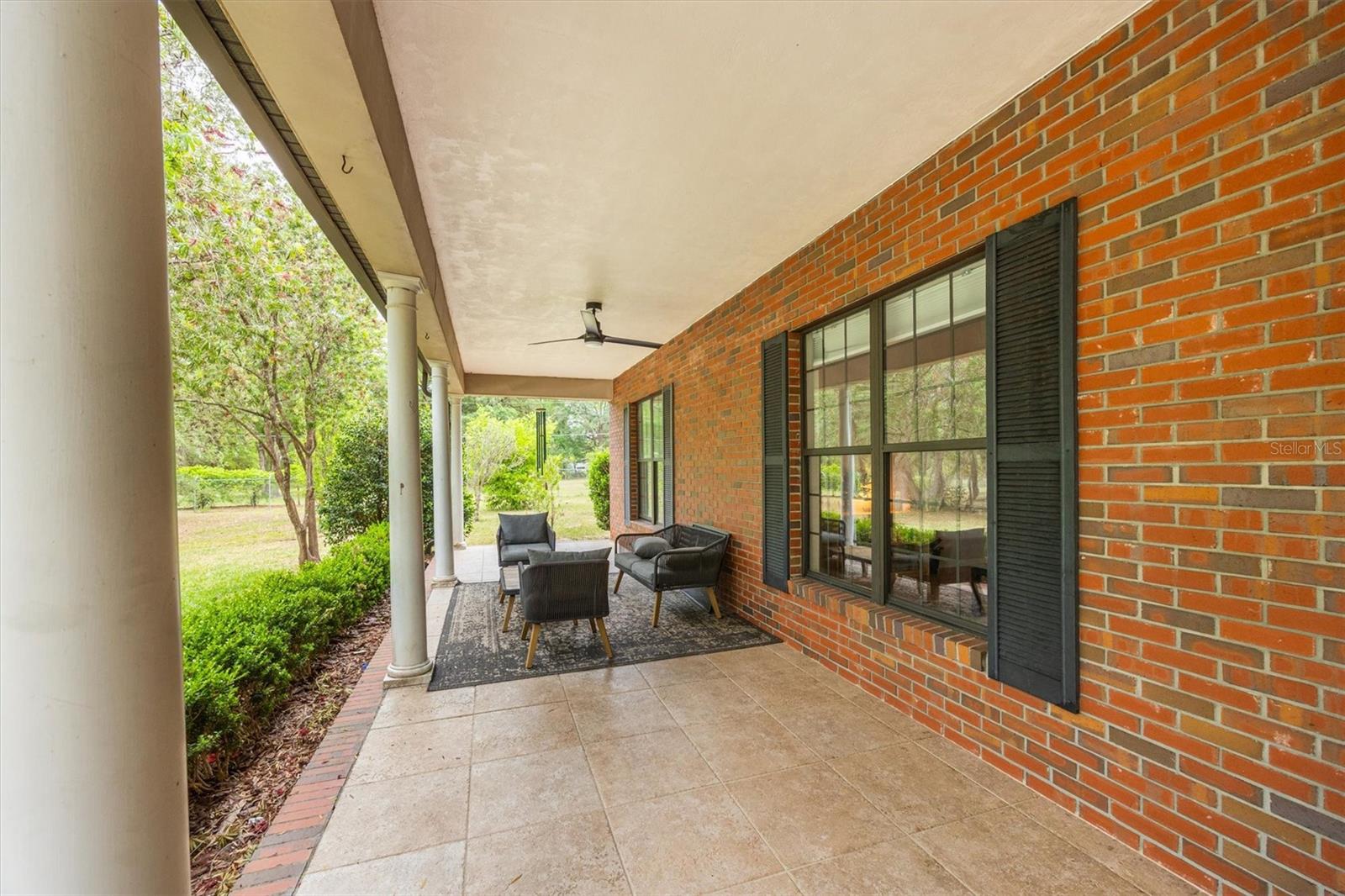 COUNTRY GARDEN ESTATES - Residential