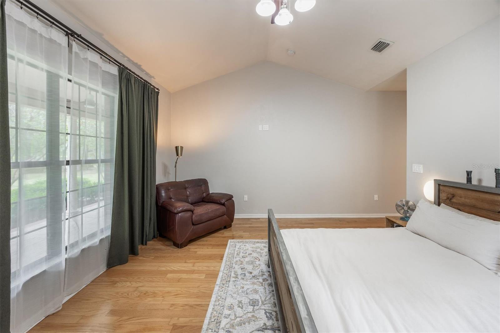 COUNTRY GARDEN ESTATES - Residential