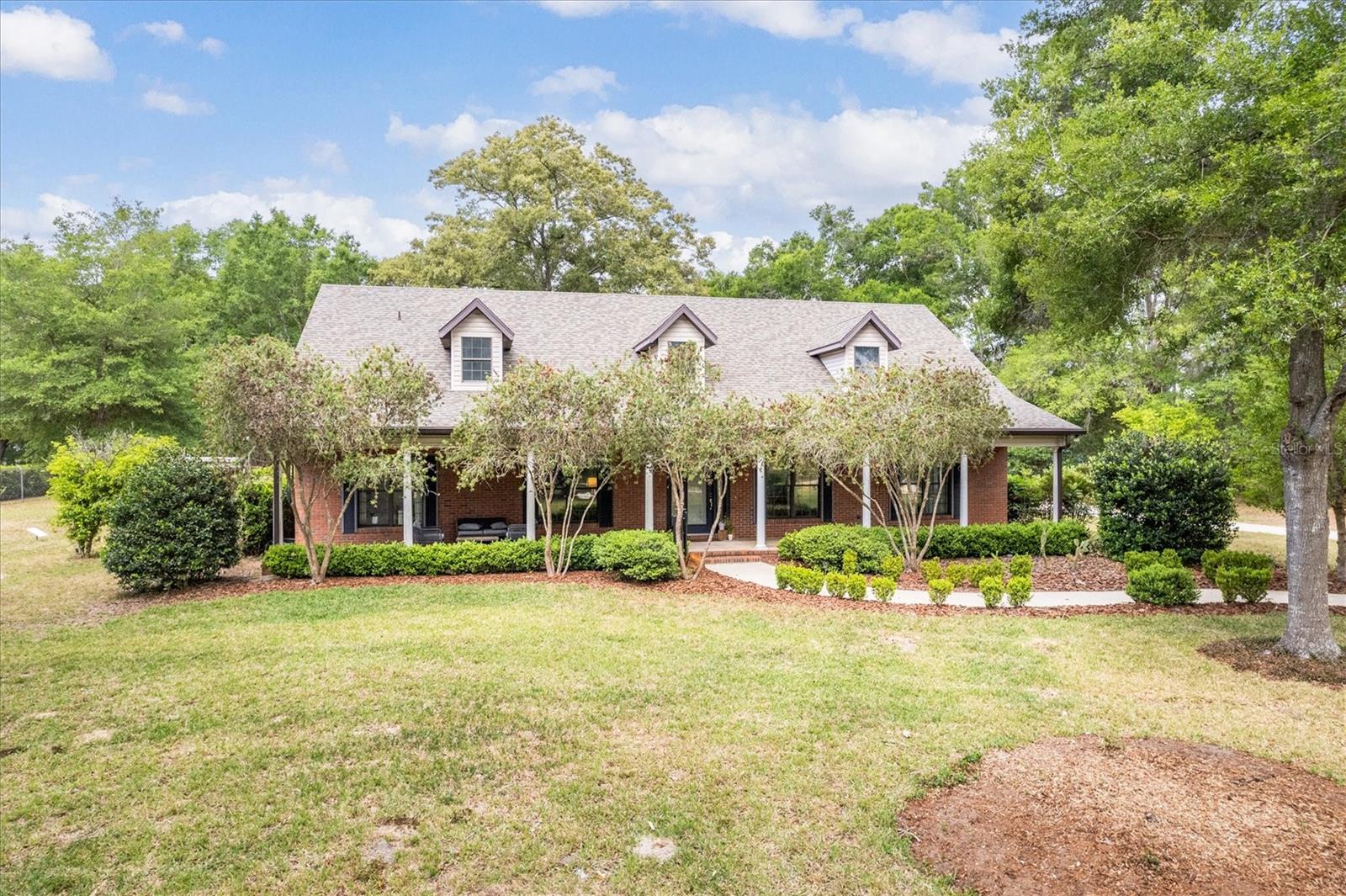 COUNTRY GARDEN ESTATES - Residential