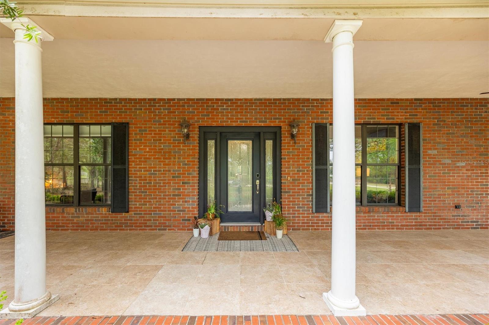 COUNTRY GARDEN ESTATES - Residential