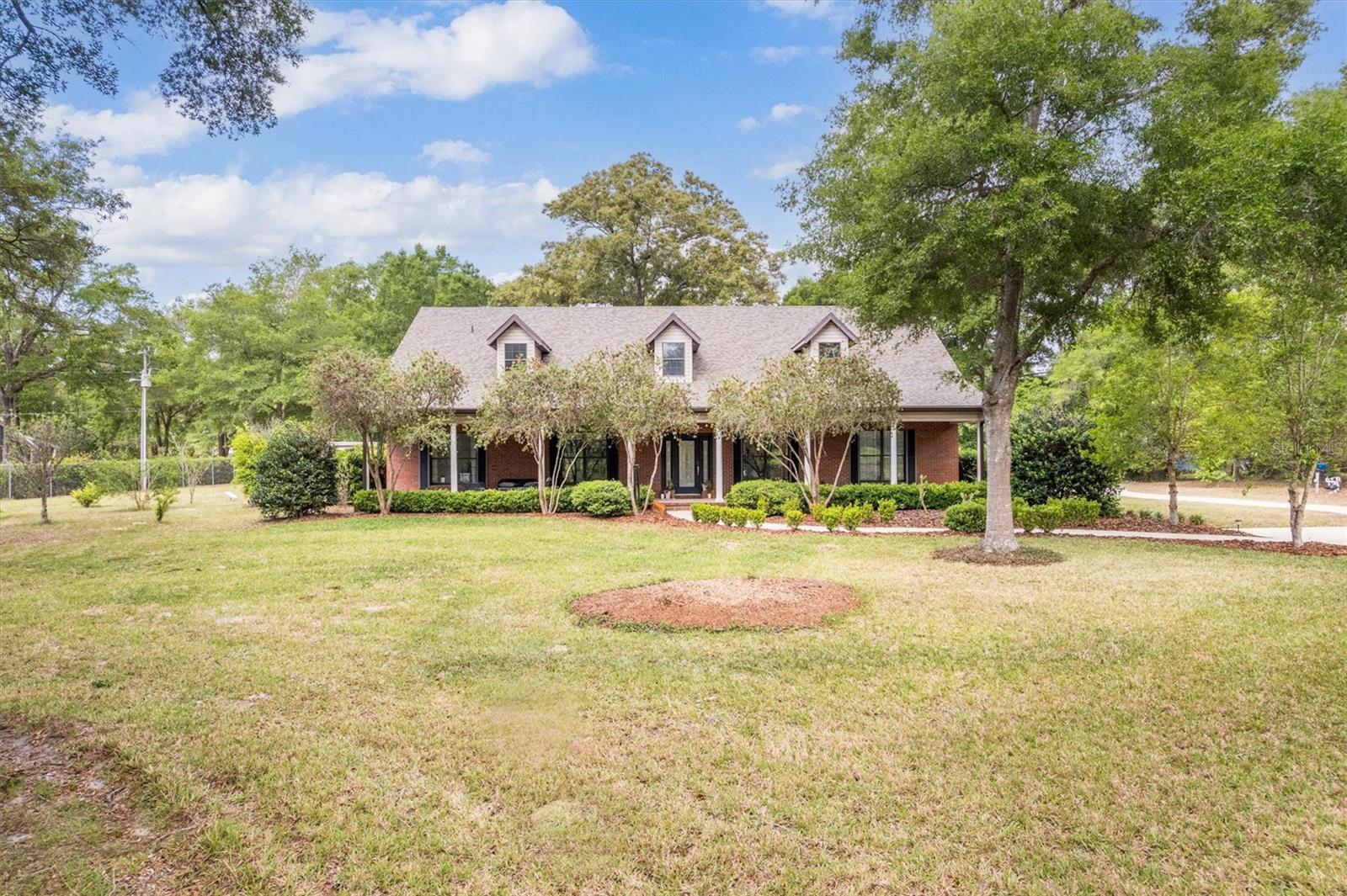 COUNTRY GARDEN ESTATES - Residential