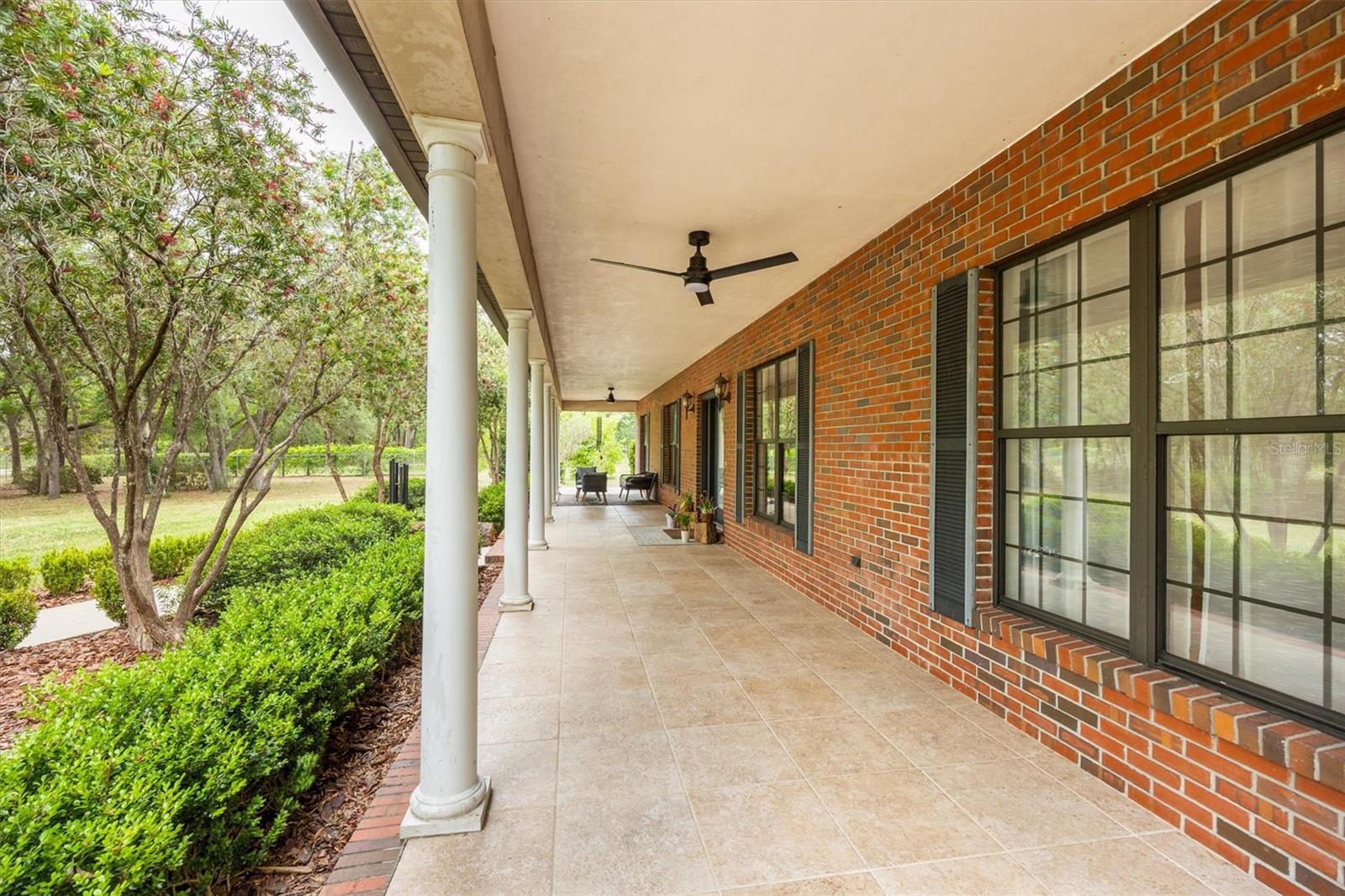 COUNTRY GARDEN ESTATES - Residential