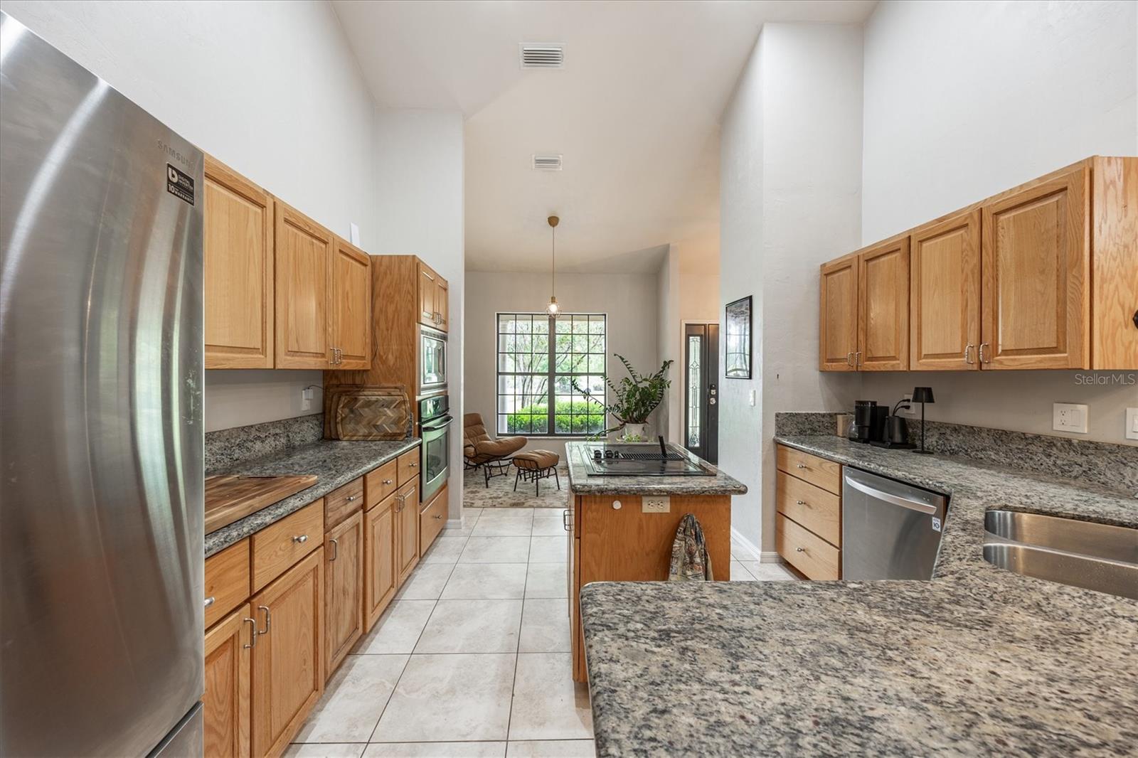 COUNTRY GARDEN ESTATES - Residential