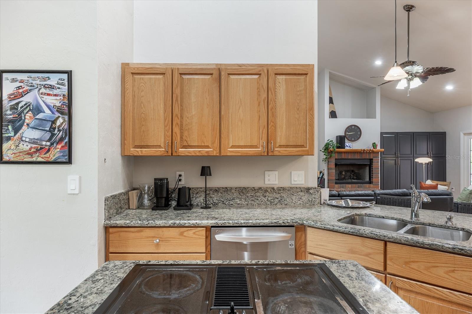COUNTRY GARDEN ESTATES - Residential