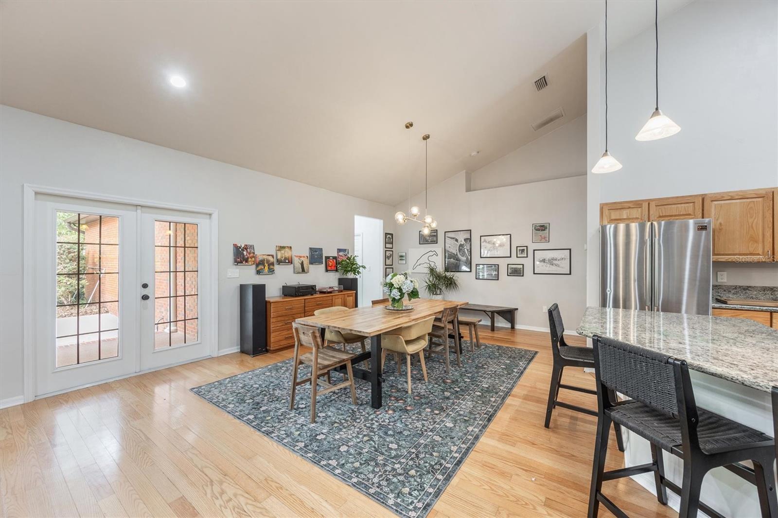 COUNTRY GARDEN ESTATES - Residential