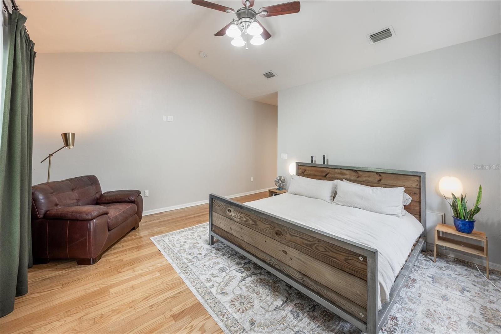 COUNTRY GARDEN ESTATES - Residential