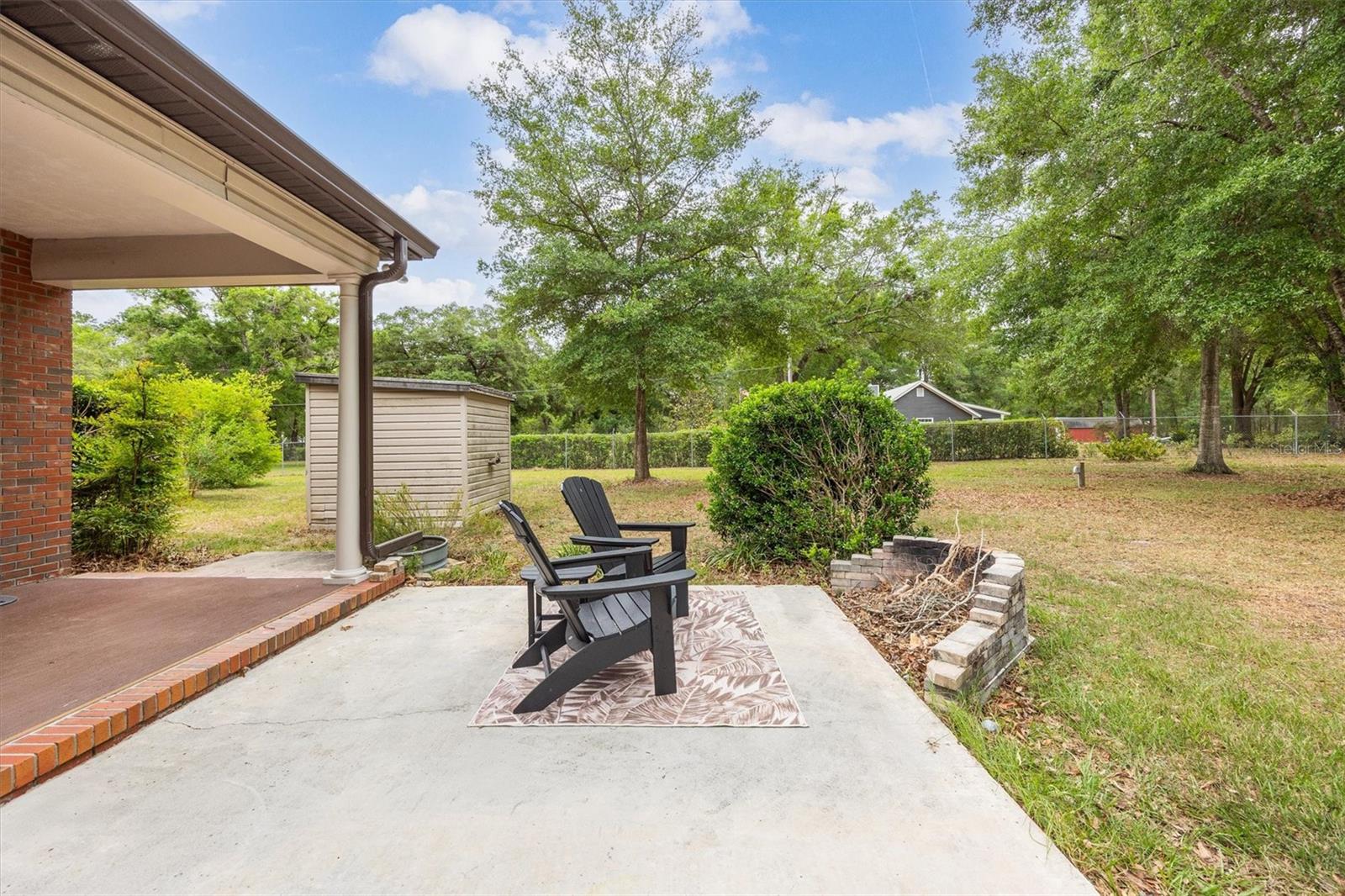 COUNTRY GARDEN ESTATES - Residential