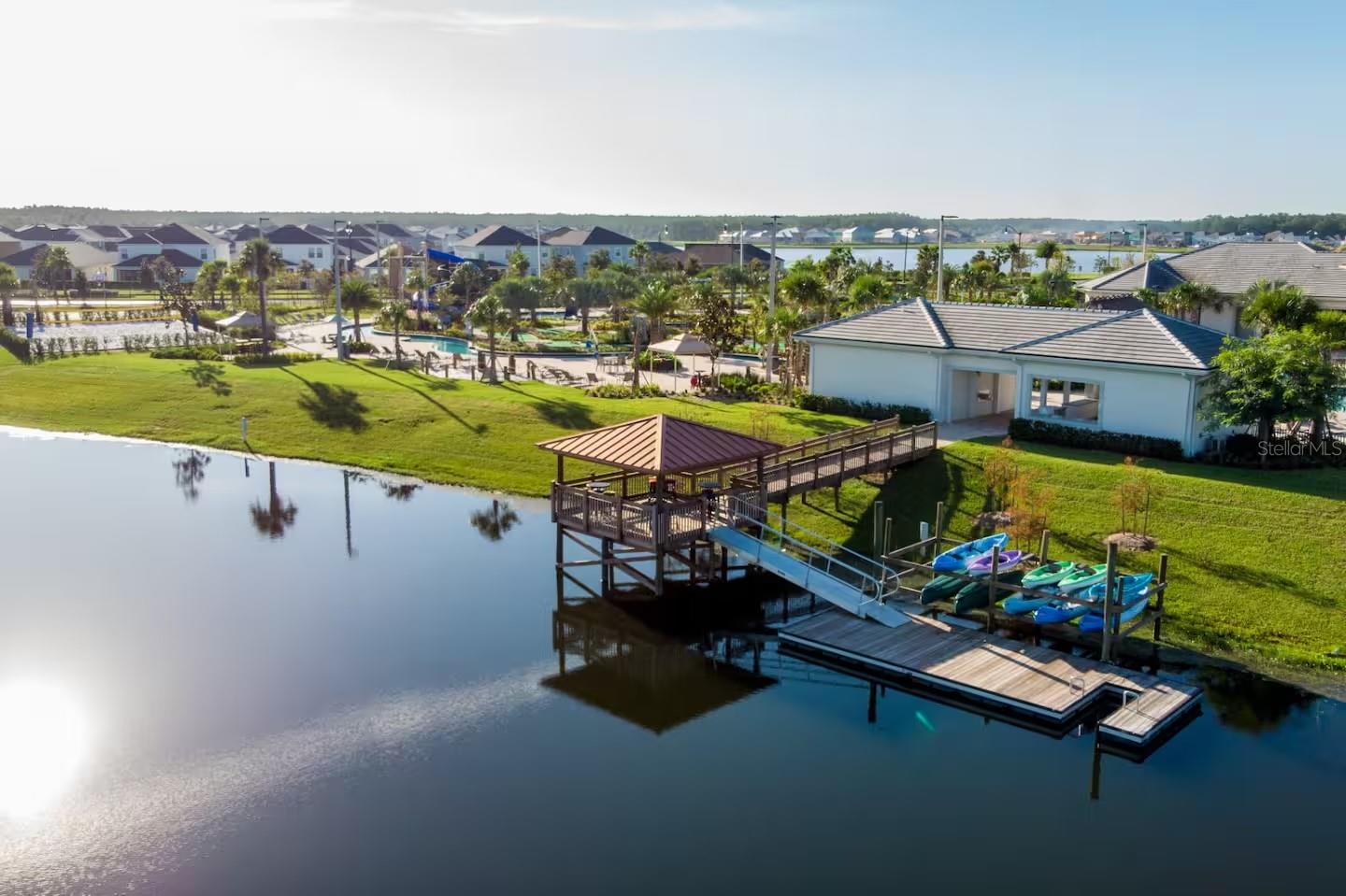 STOREY LAKE - Residential