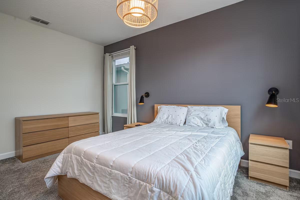 STOREY LAKE - Residential