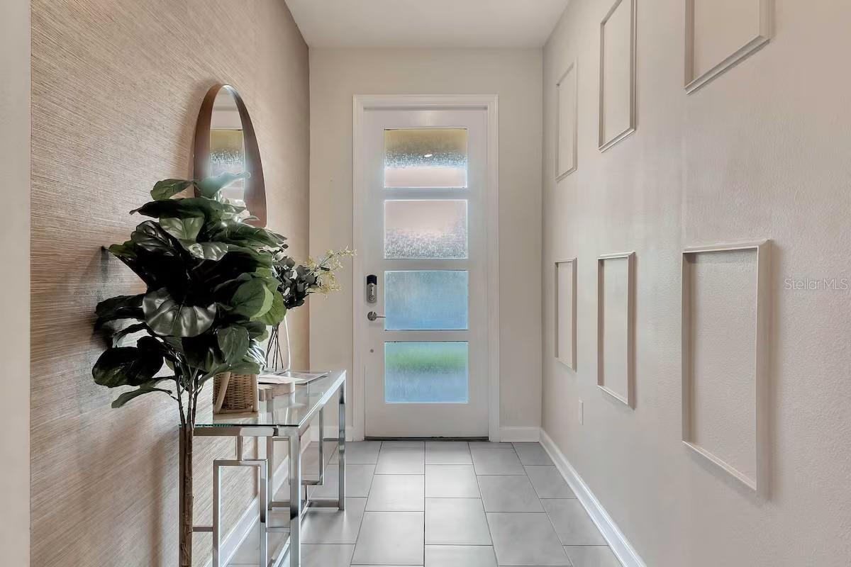 STOREY LAKE - Residential