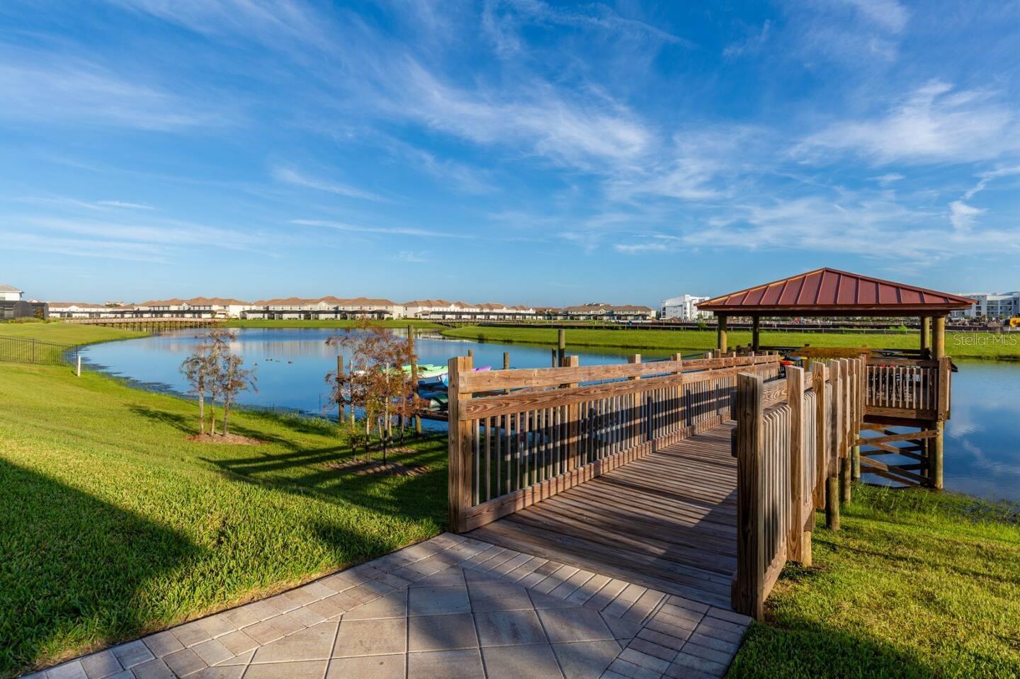 STOREY LAKE - Residential