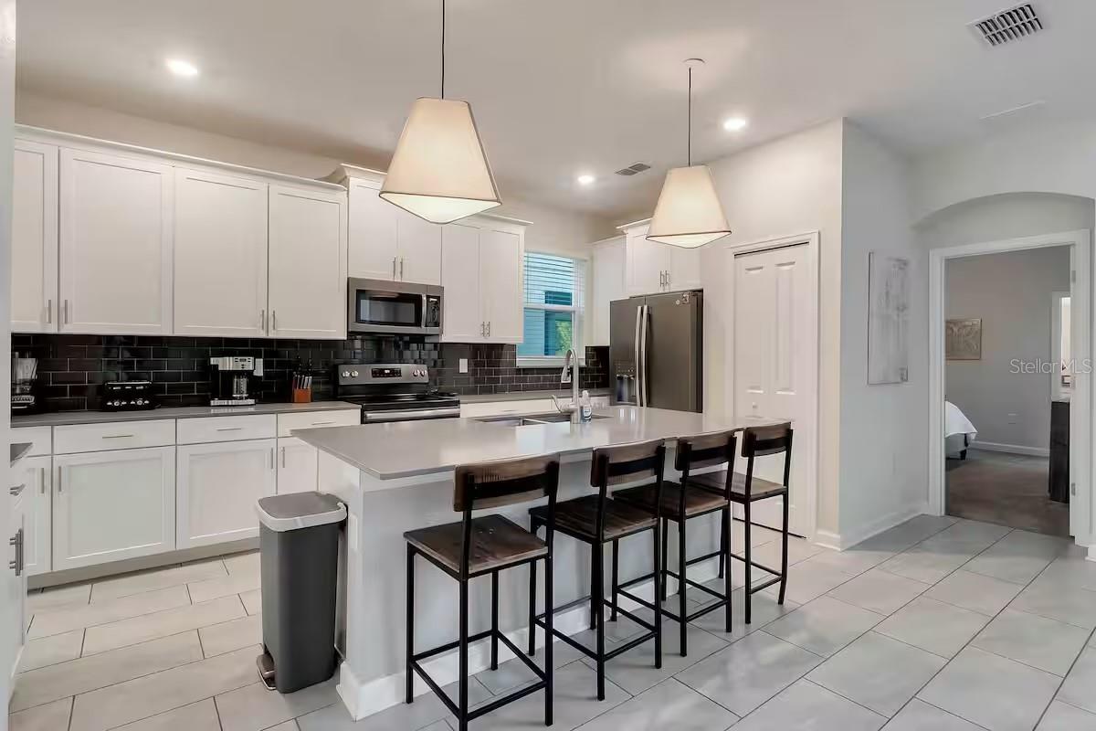 STOREY LAKE - Residential