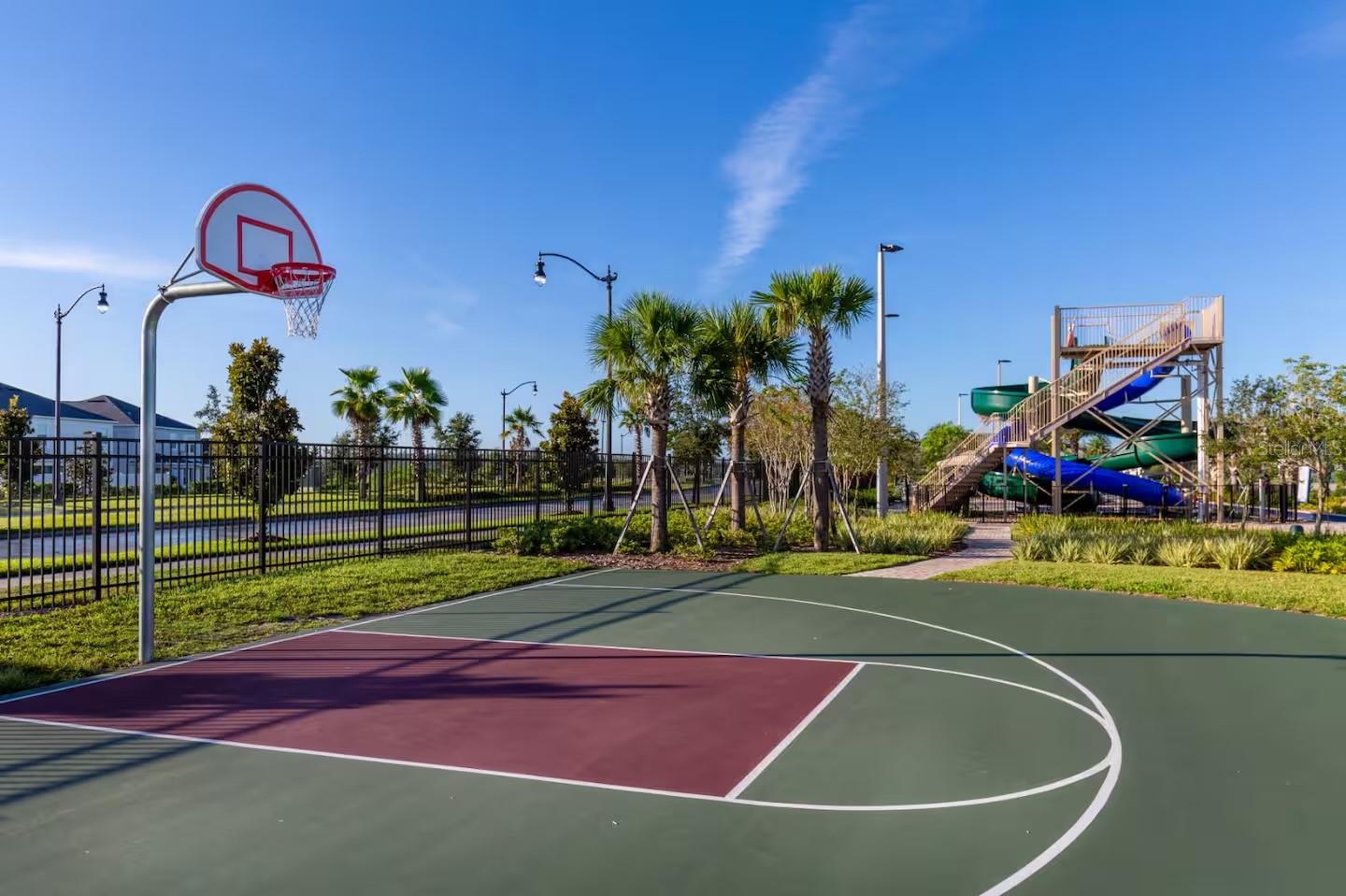 STOREY LAKE - Residential