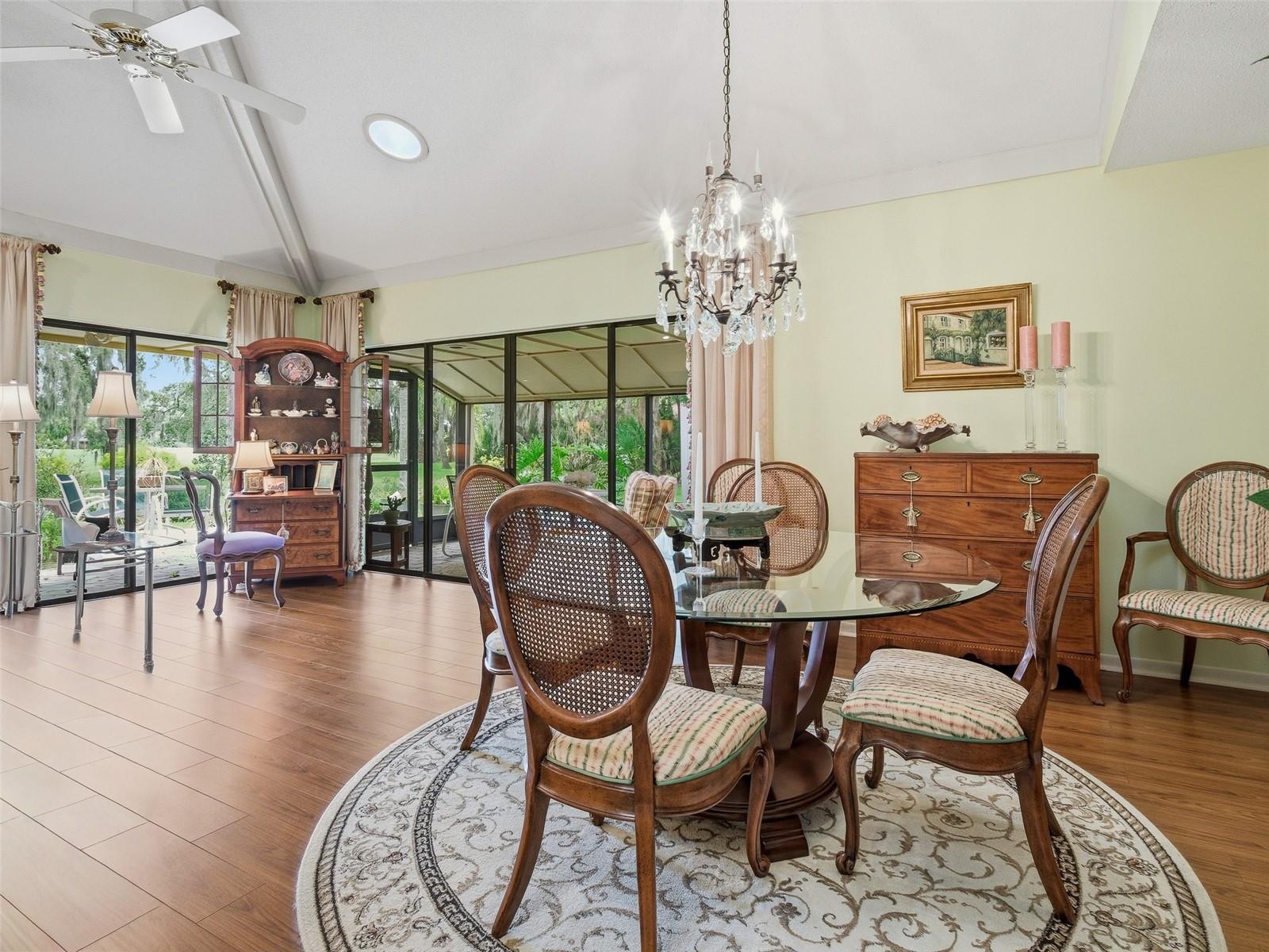 718 TANTALLON COURT