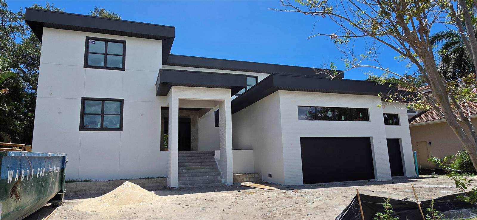 52 ALBEMARLE AVENUE