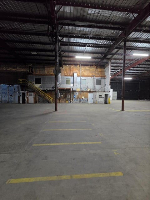 Tiny photo for 1107 Thomas Avenue, Leesburg, FL 34748 (MLS # G5117593)