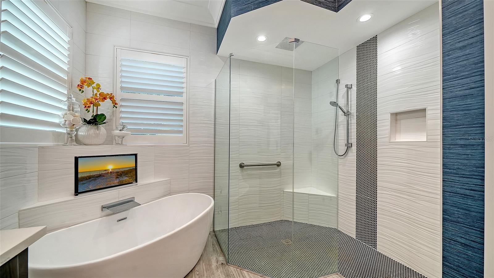 SIESTA COVE SUB - Residential