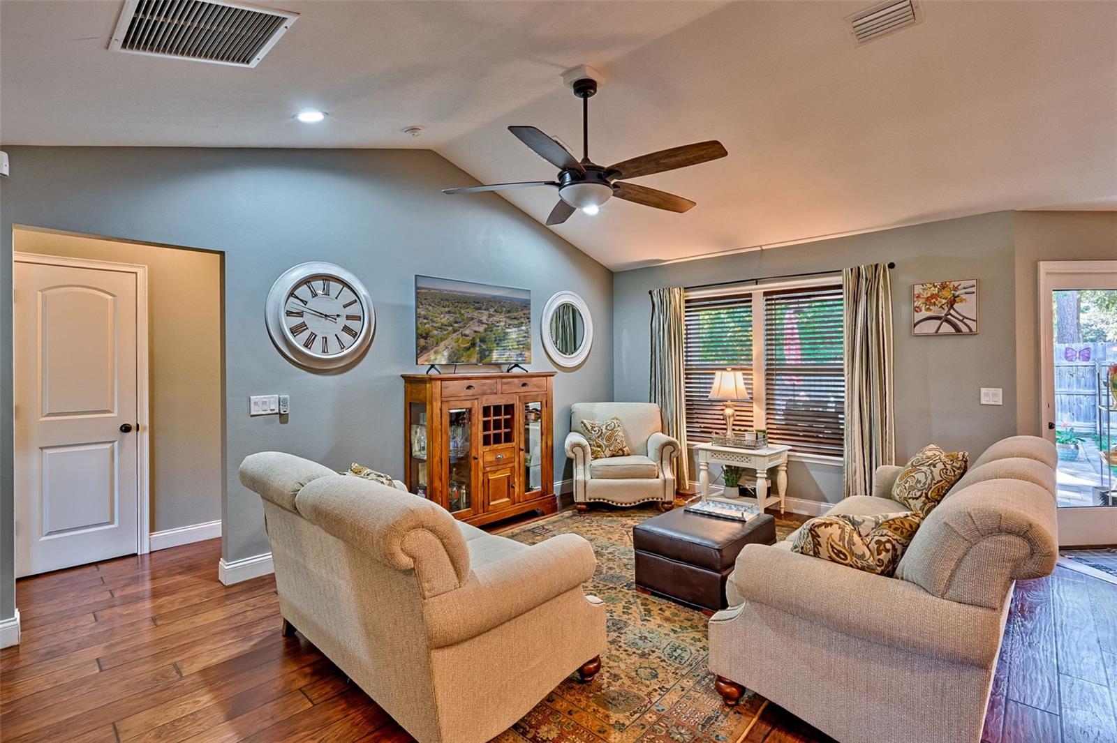 ASHTON RIDGE - Residential