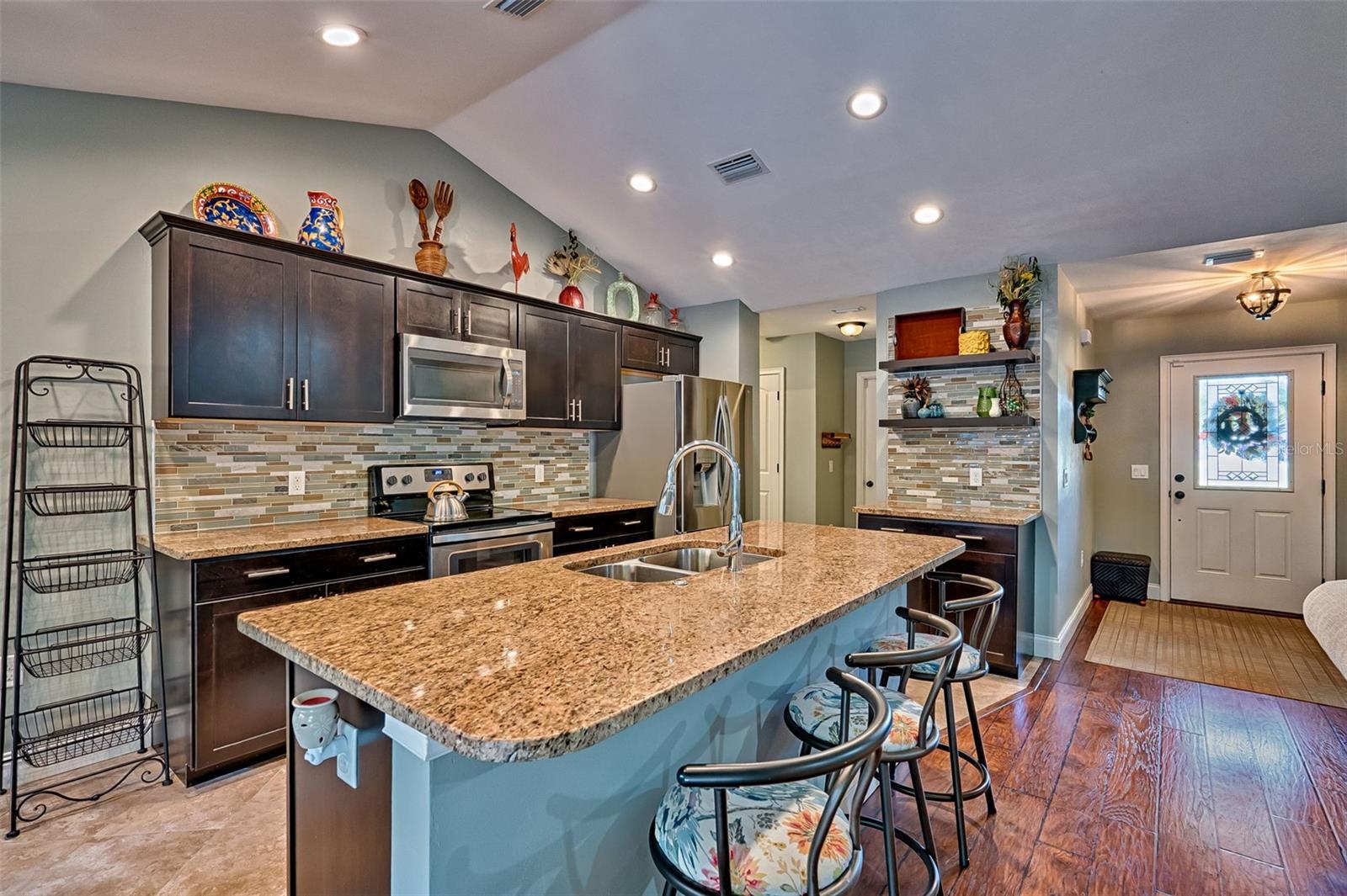 ASHTON RIDGE - Residential