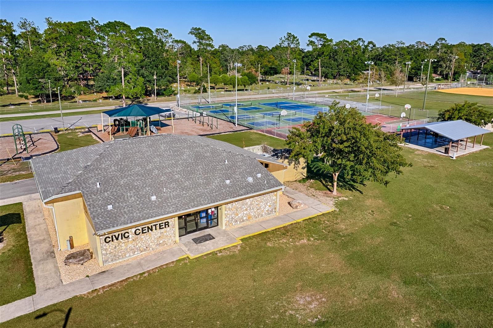 ASHTON RIDGE - Residential