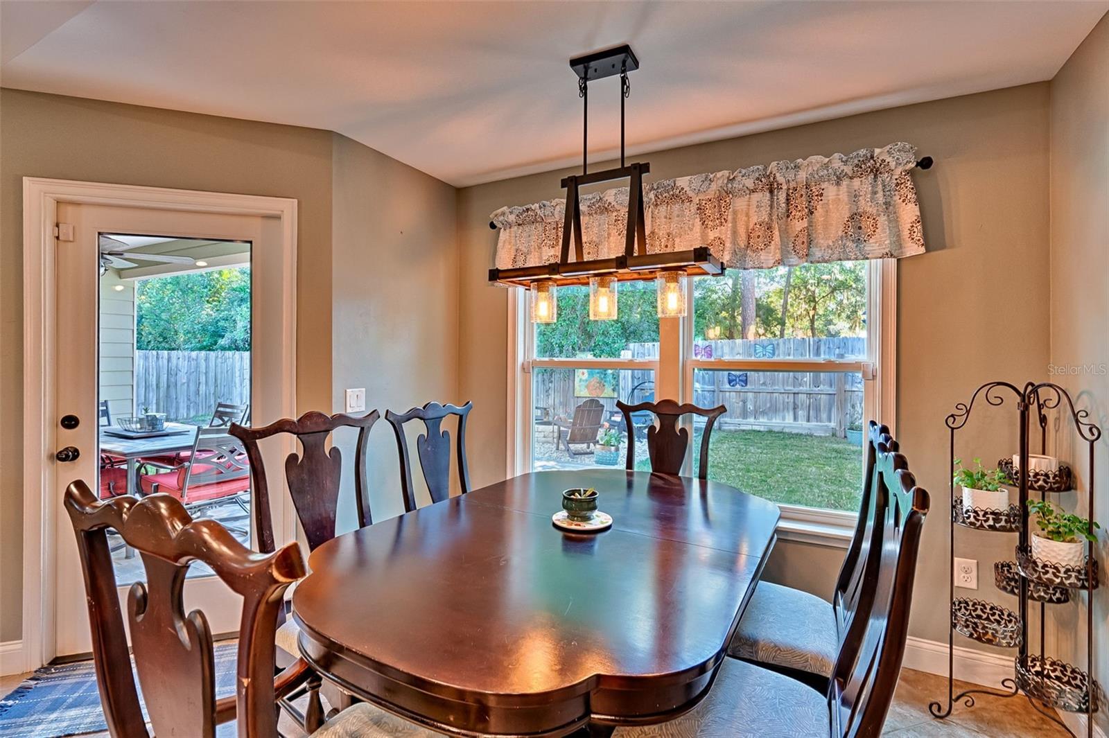 ASHTON RIDGE - Residential