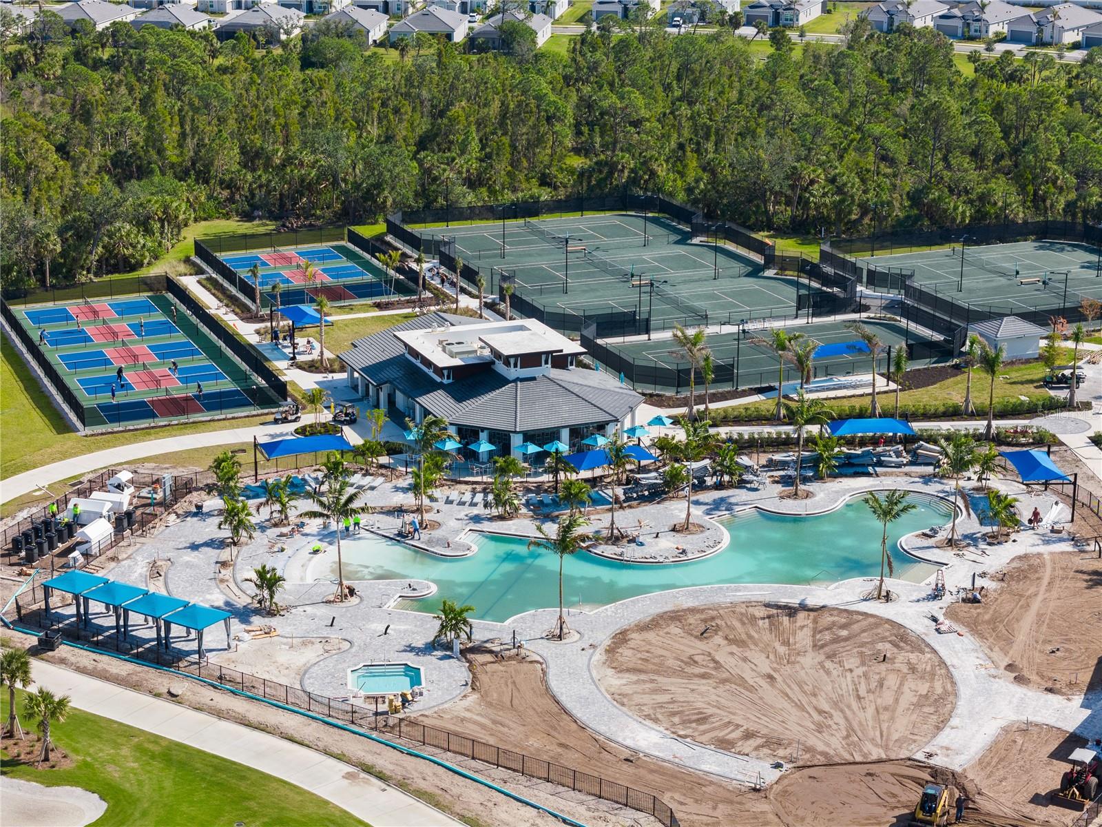 WELLEN PARK GOLF AND COUNTRY CLUB - Residential Lease