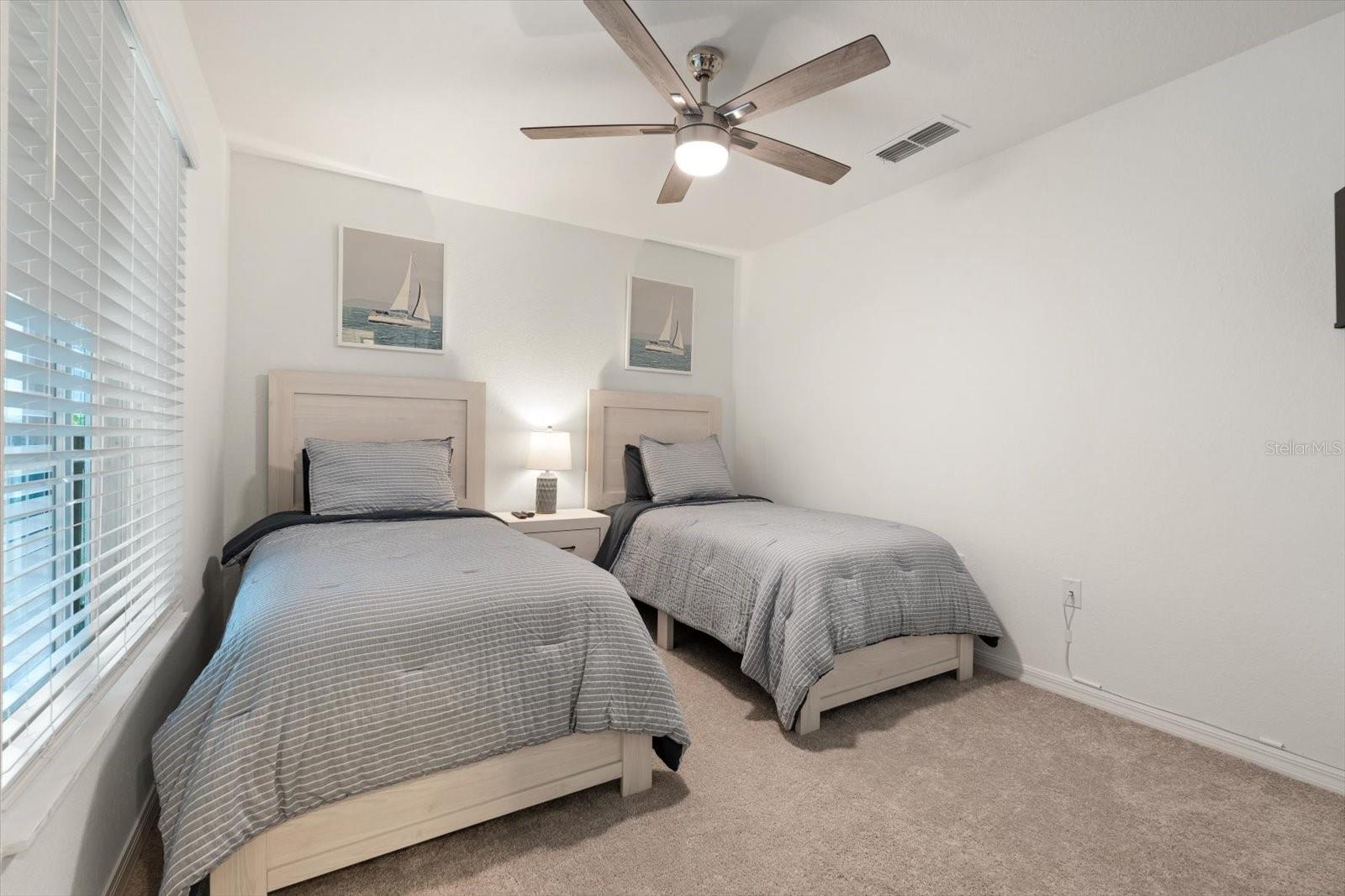 WELLEN PARK GOLF AND COUNTRY CLUB - Residential Lease