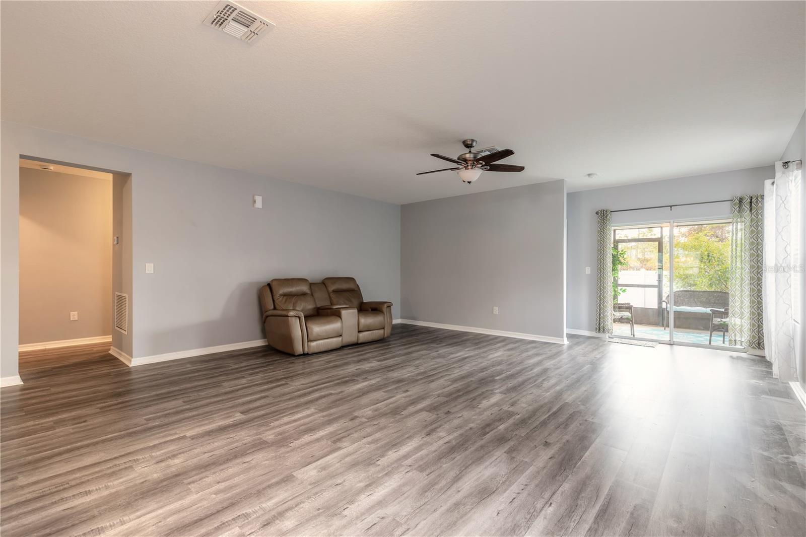 SABAL LAKES - Residential