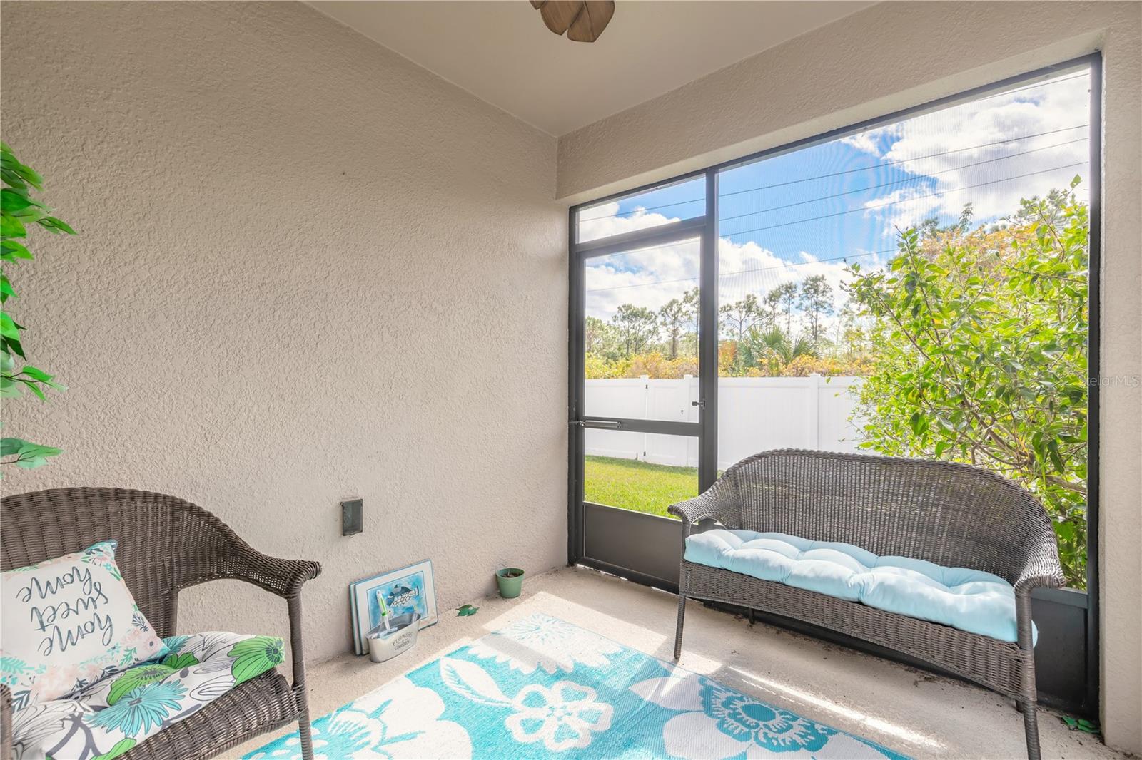 SABAL LAKES - Residential