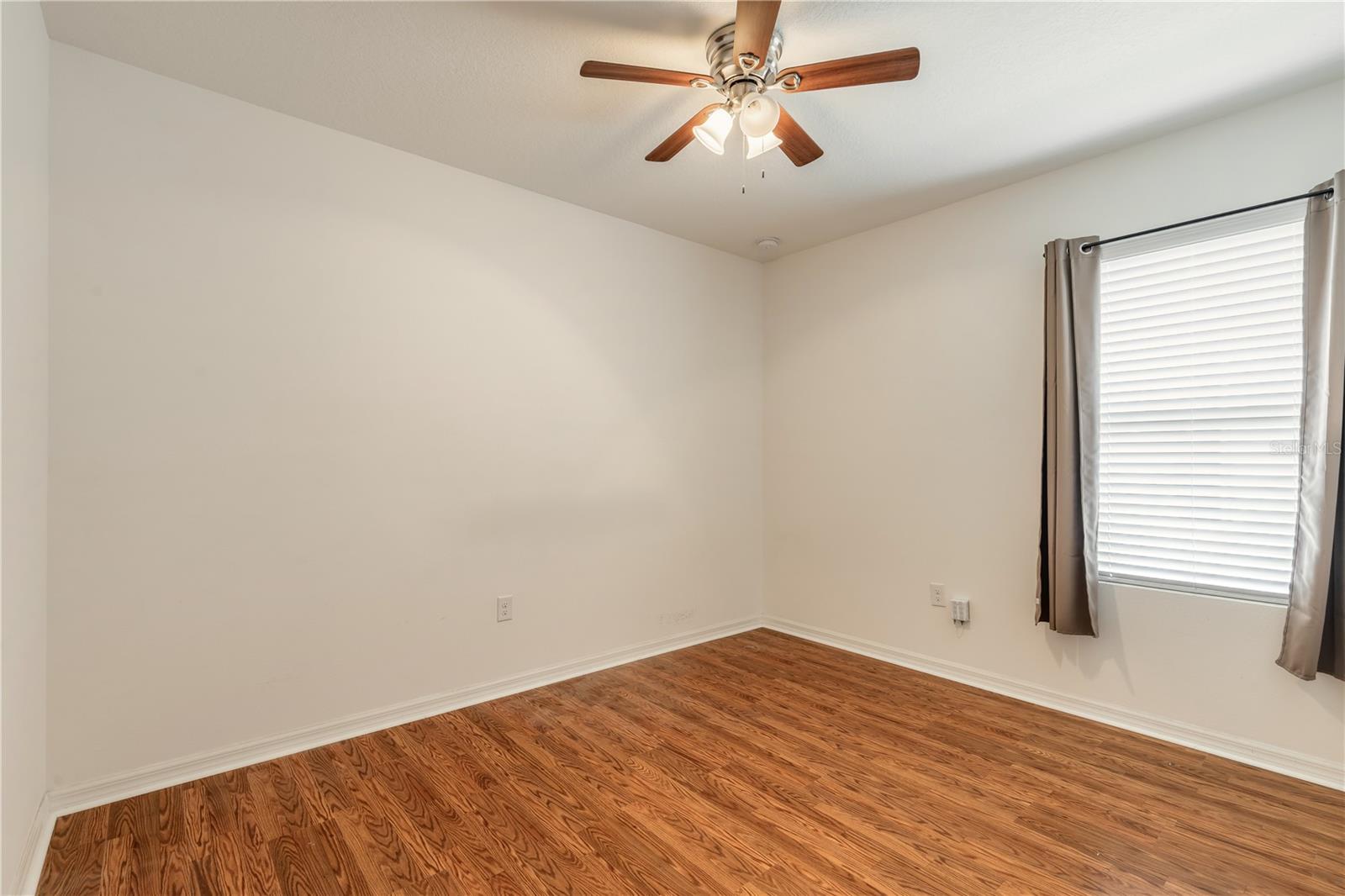 SABAL LAKES - Residential