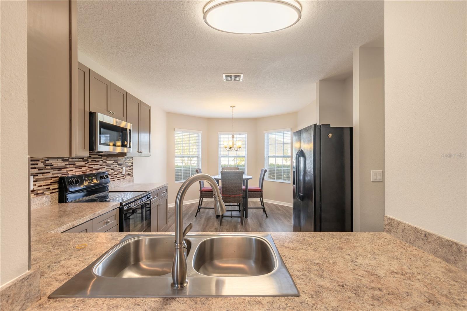 SABAL LAKES - Residential