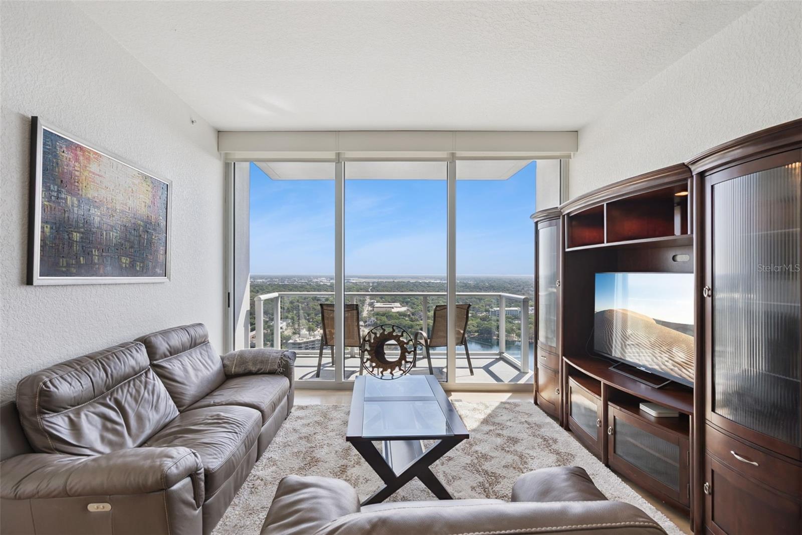 VUE/LK EOLA - Residential