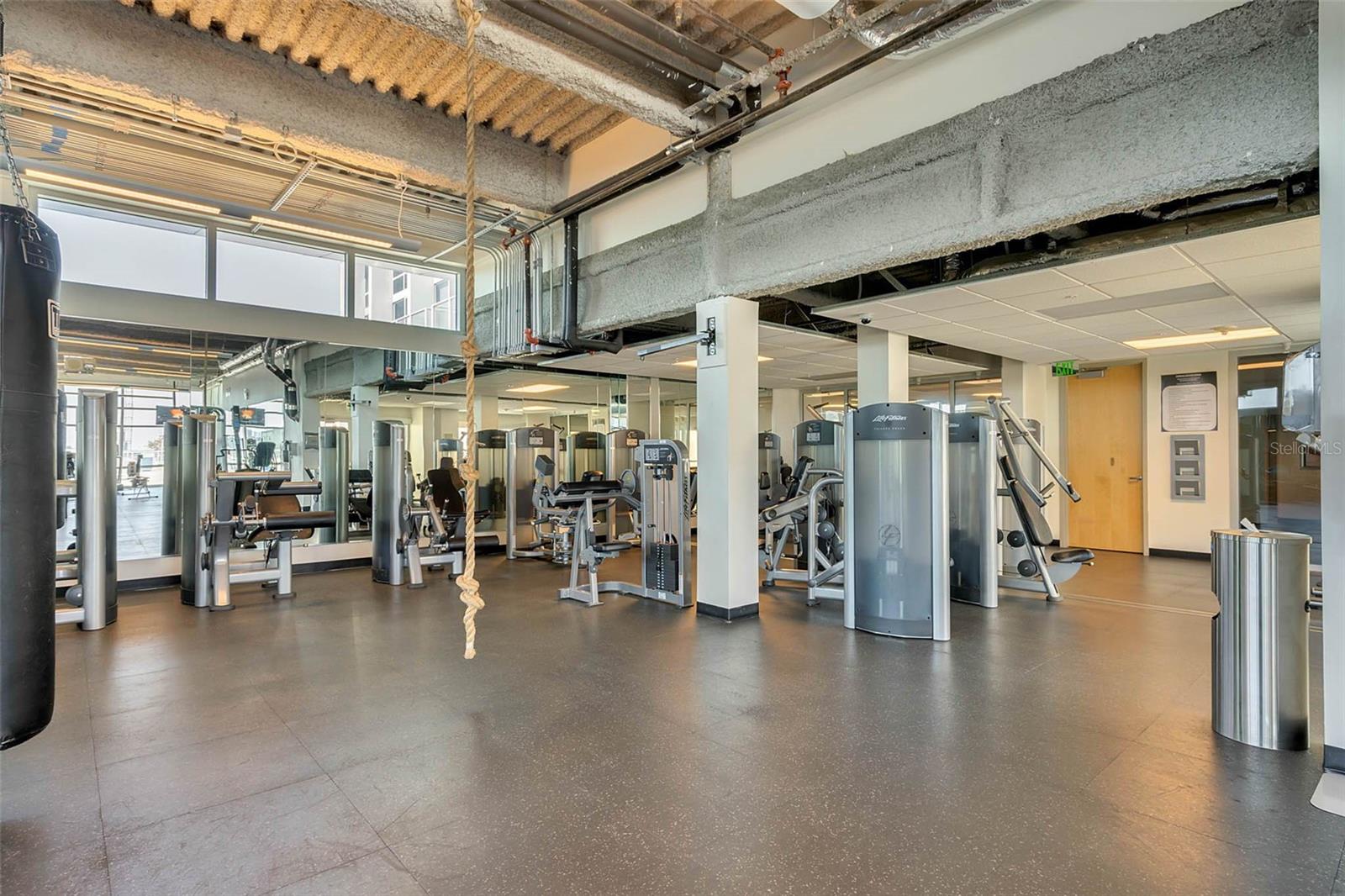 VUE/LK EOLA - Residential