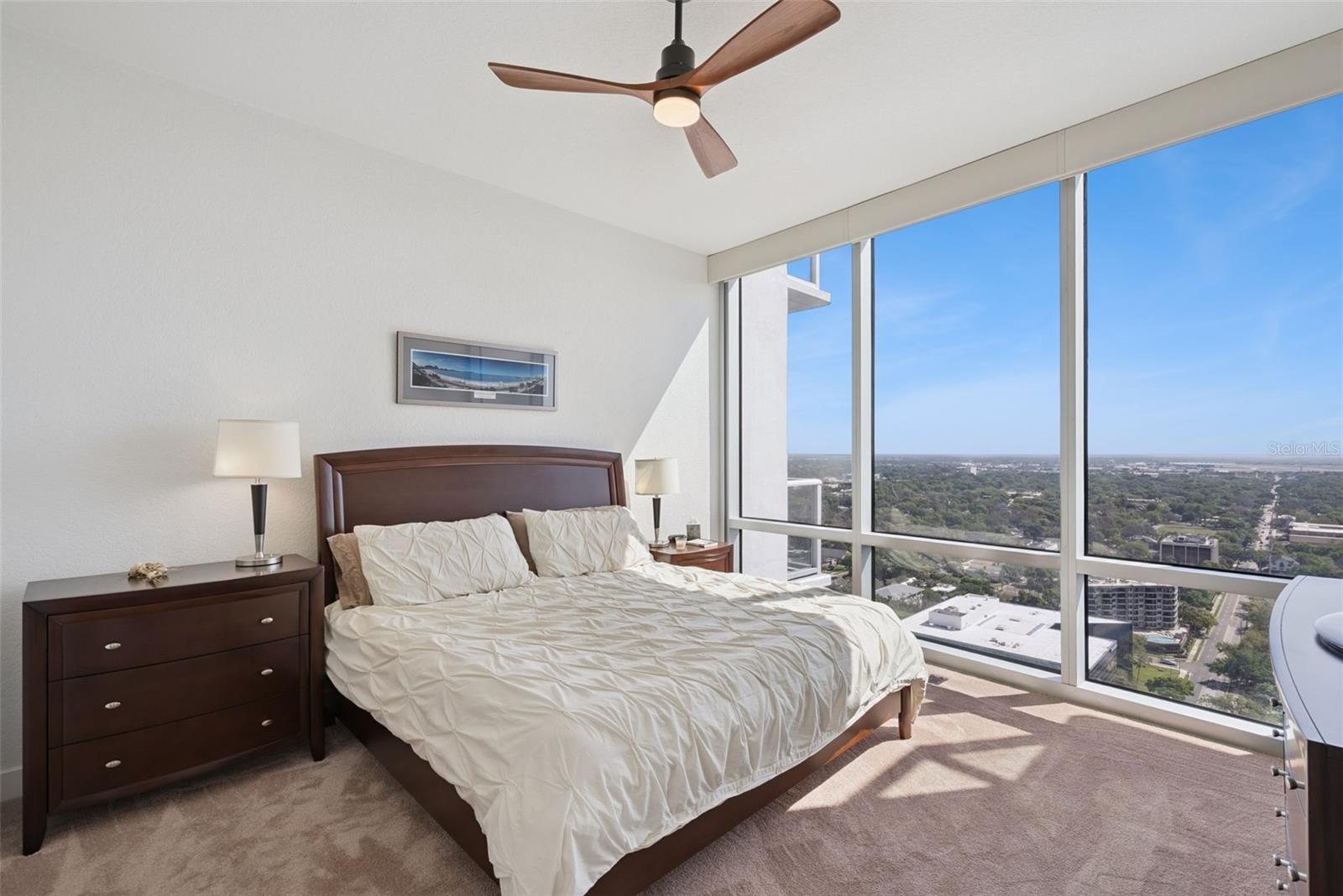 VUE/LK EOLA - Residential