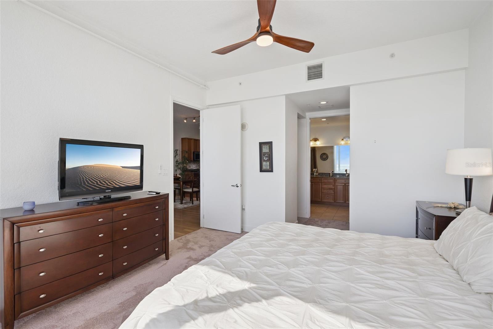 VUE/LK EOLA - Residential