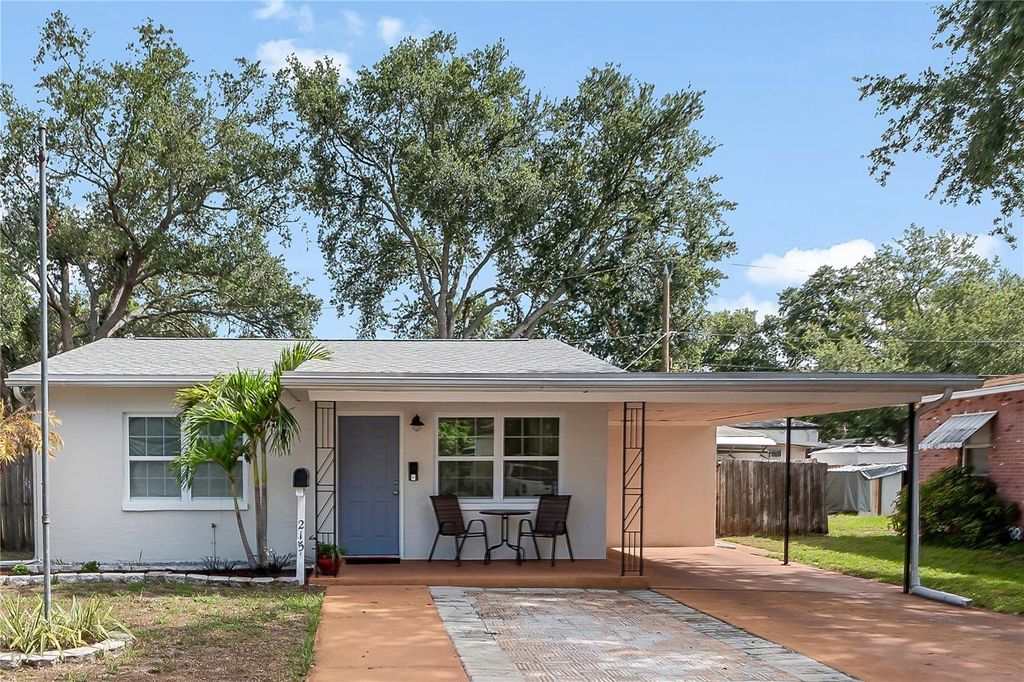 Photo of 2151 44th Avenue N, St Petersburg, FL 33714 (MLS # TB8527822)