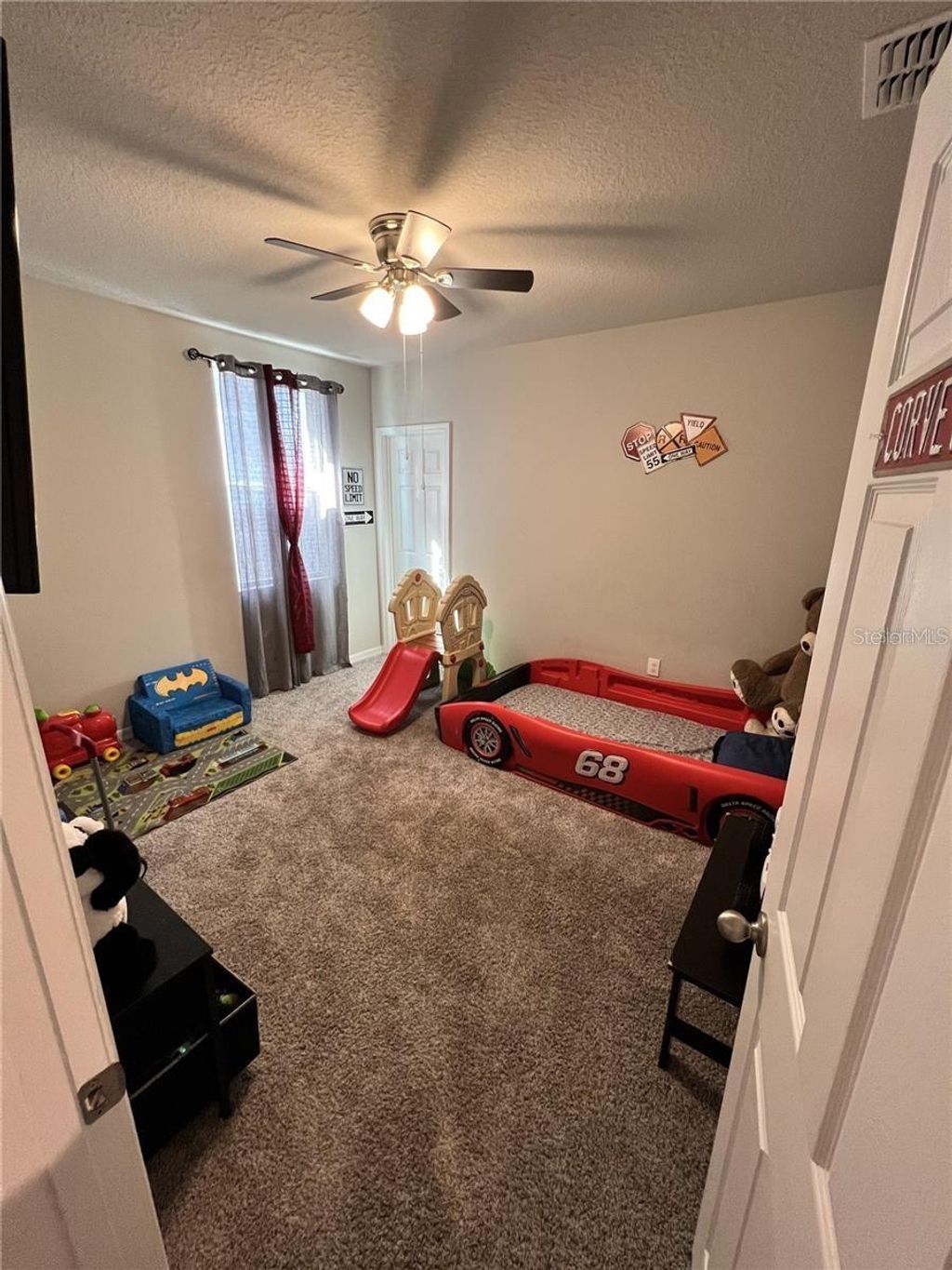 Photo of 880 Cambridge Drive, Winter Haven, FL 33881 (MLS # O6327486)