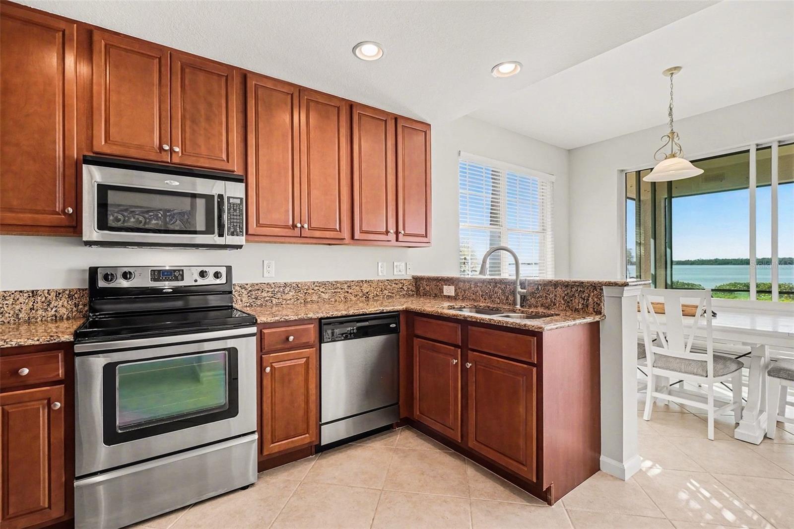 RIVERWOOD - Residential