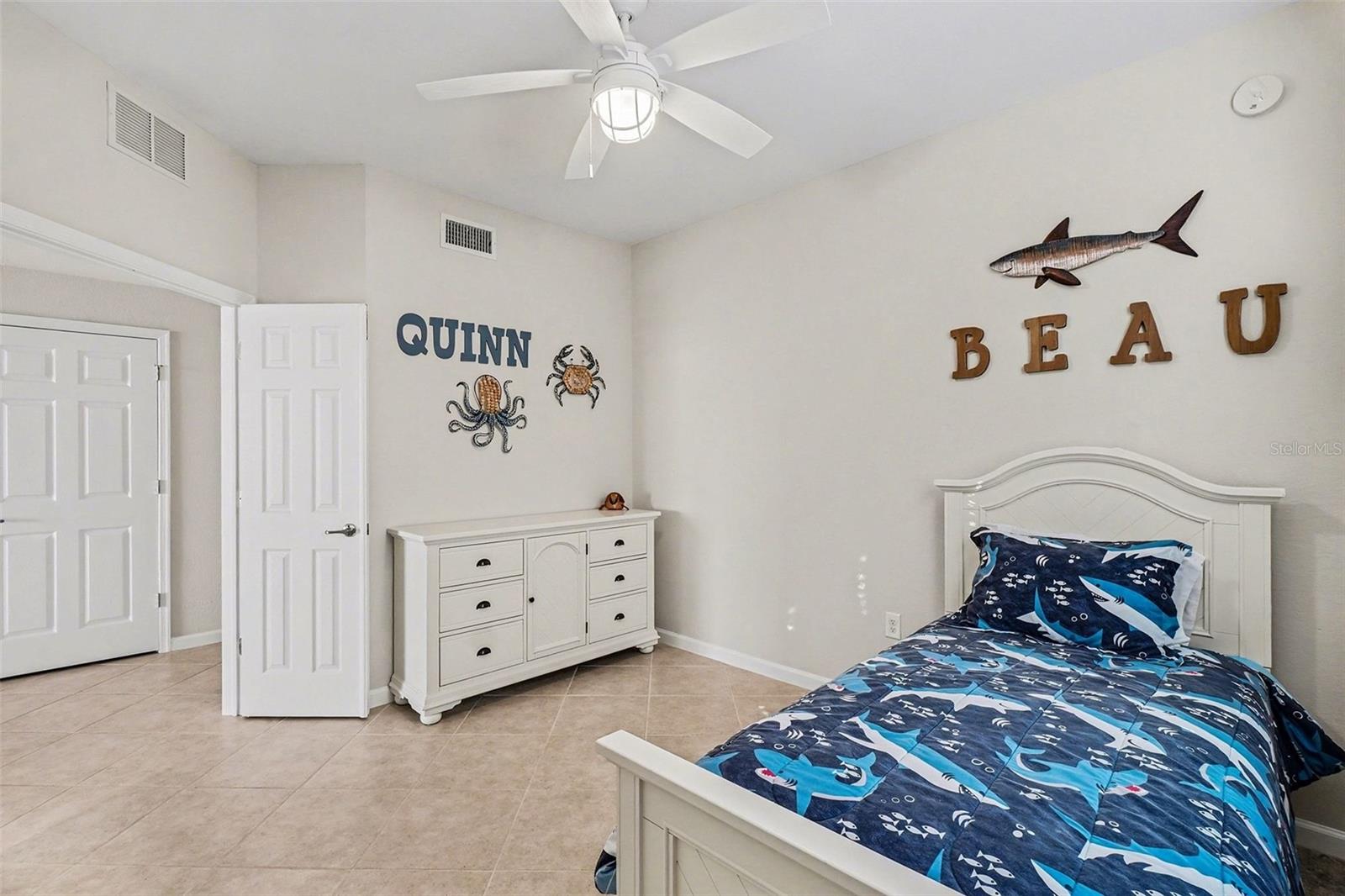 RIVERWOOD - Residential